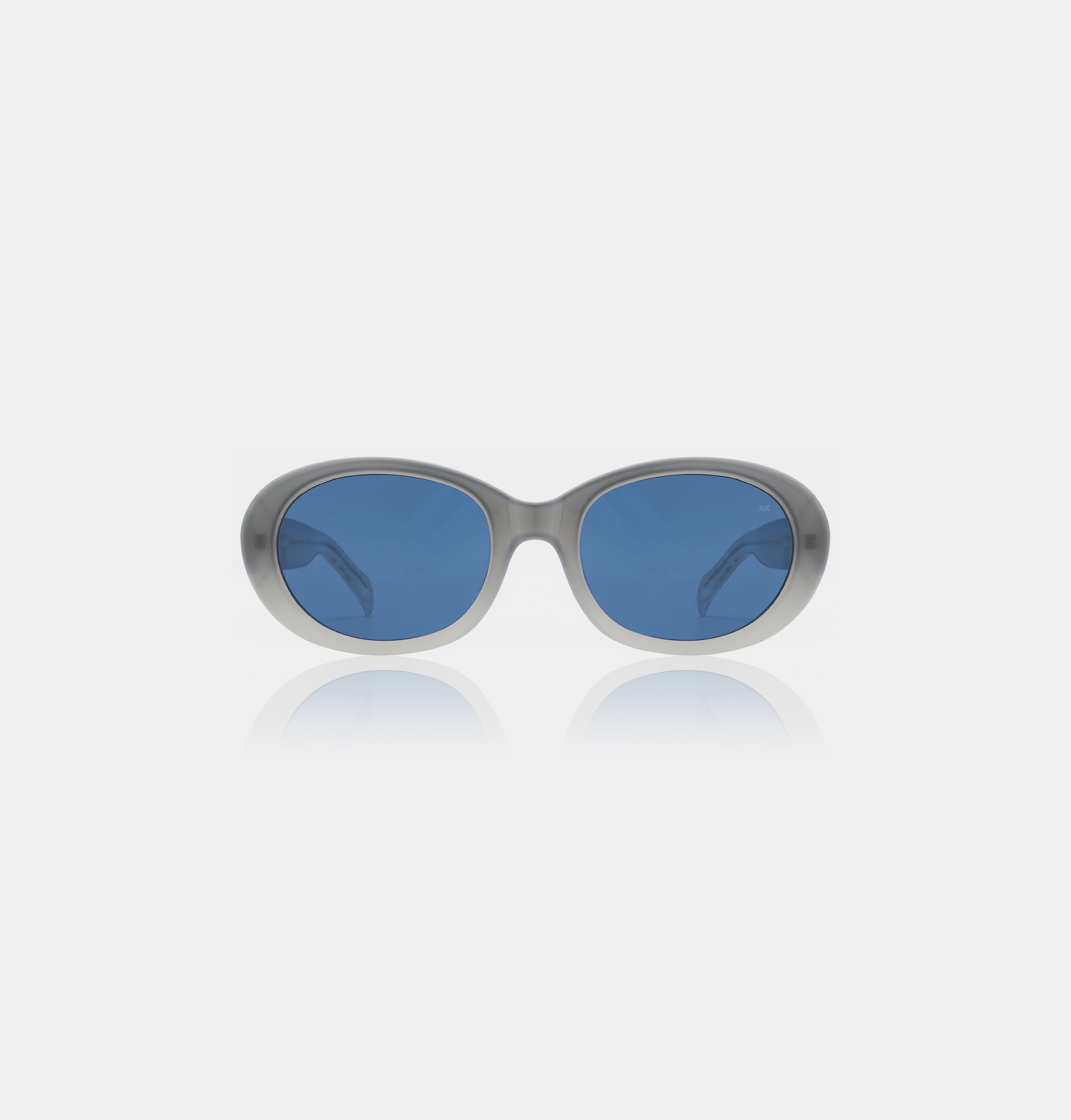 Anma sunglasses in glaucus grey/light grey