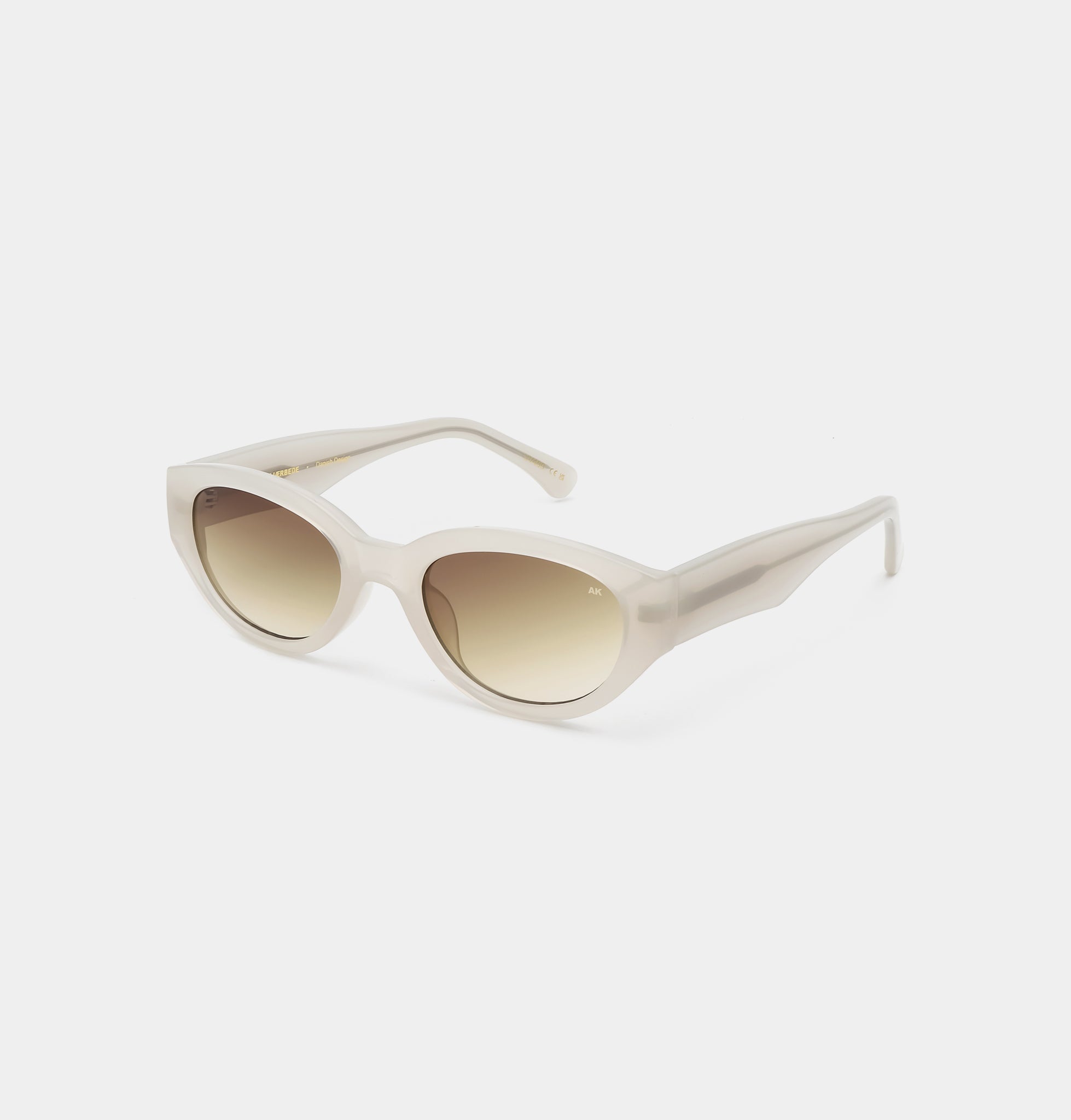 Winnie sunglasses in cream bone