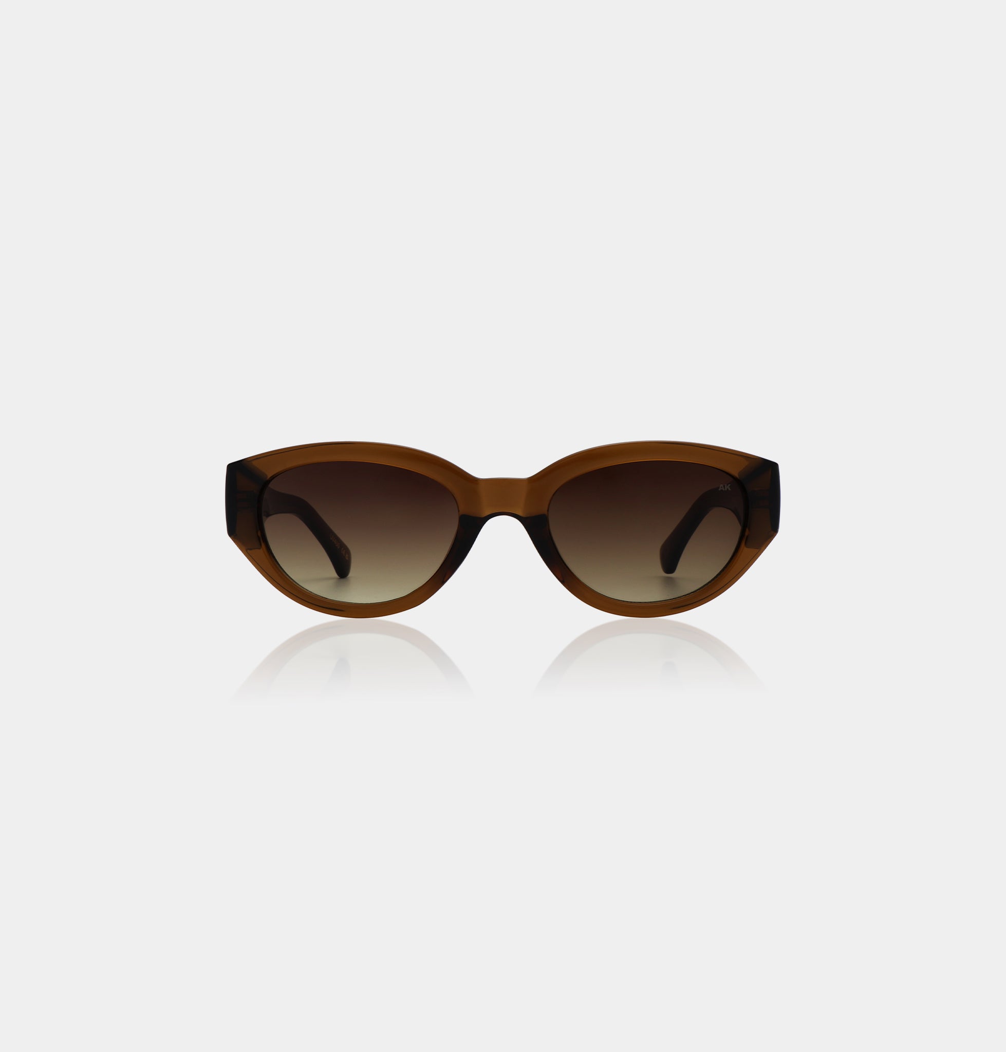 Winnie sunglasses in smoke transparent