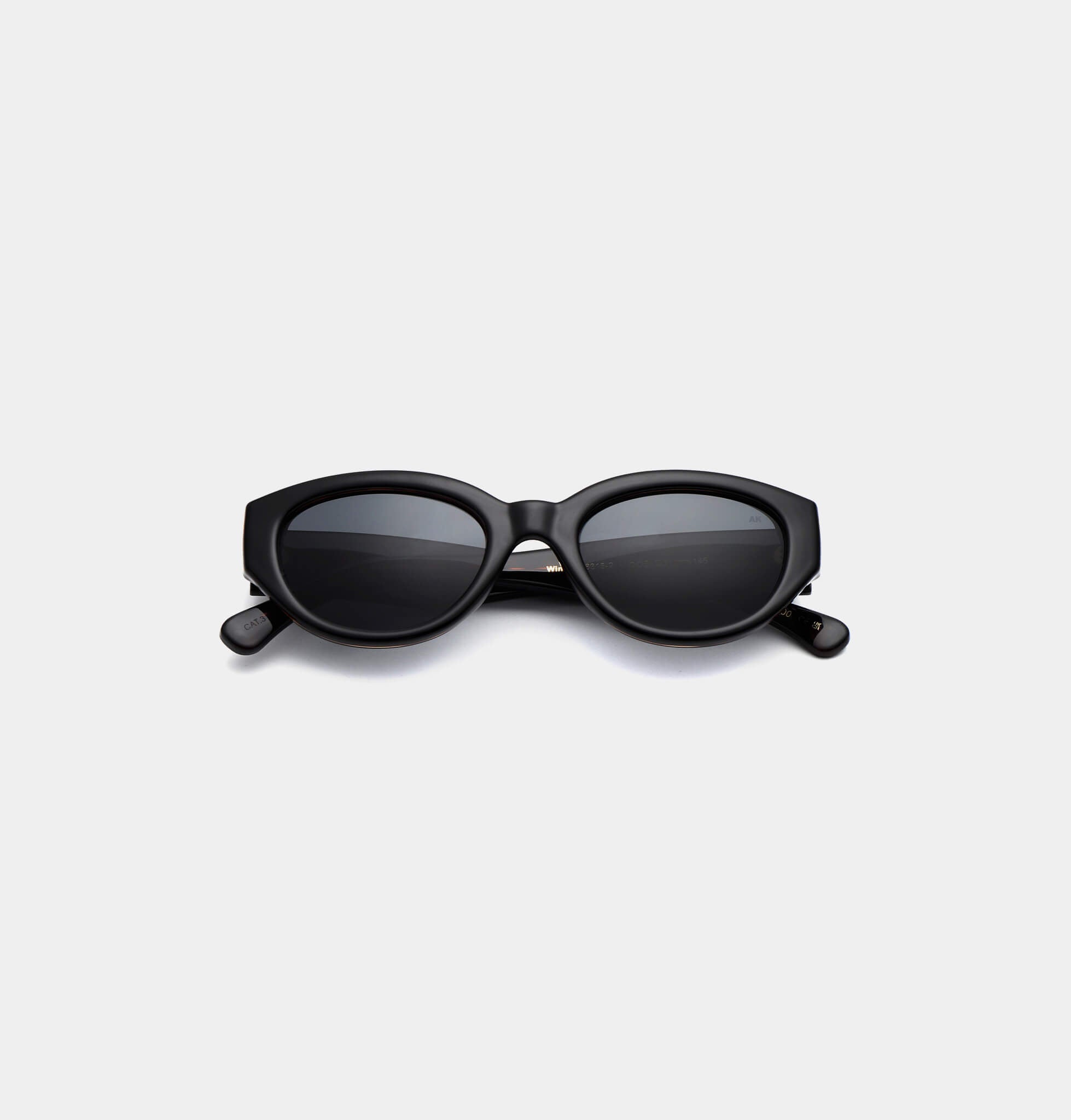 Winnie sunglasses in black