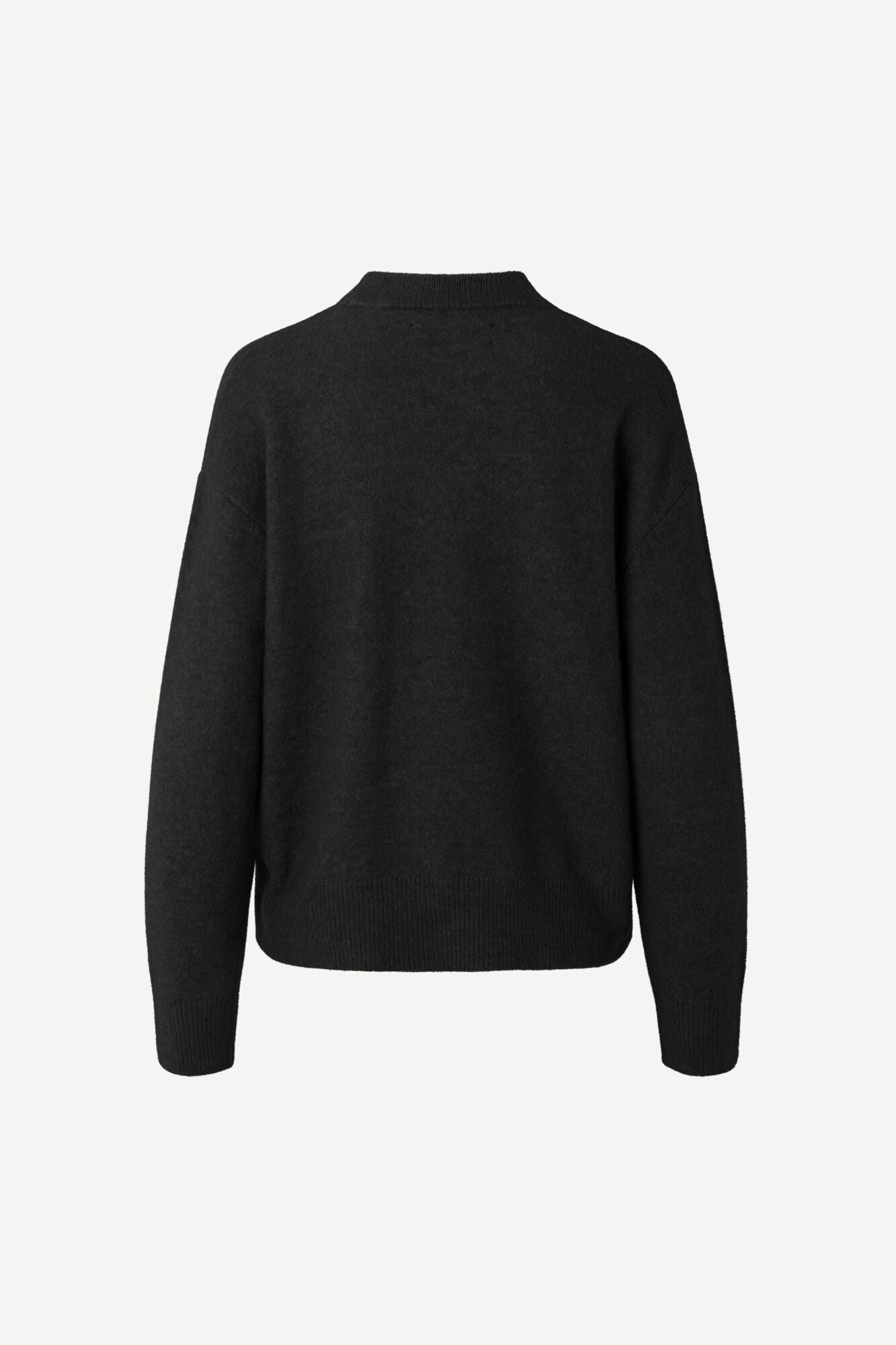 Anour knitted sweater in black