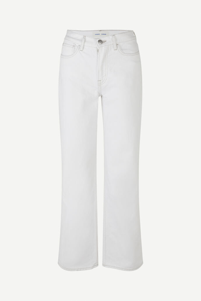 Full length straight leg denim in white