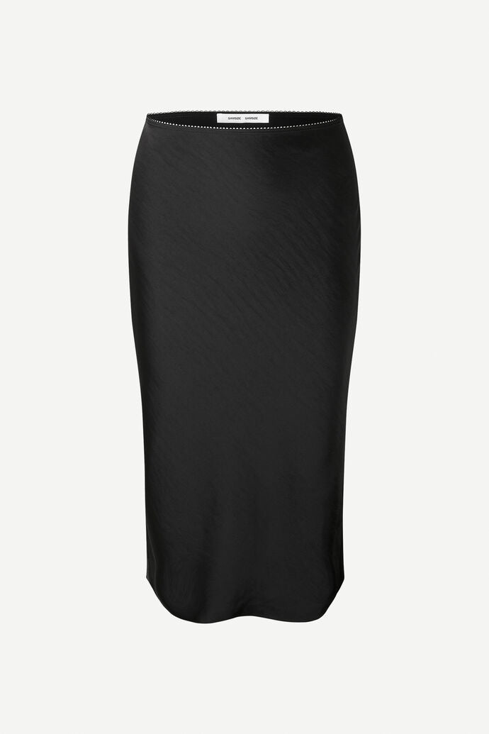 Silky skirt in black