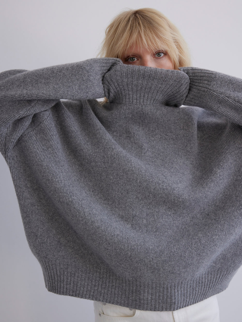 Maja turtleneck in light grey melange