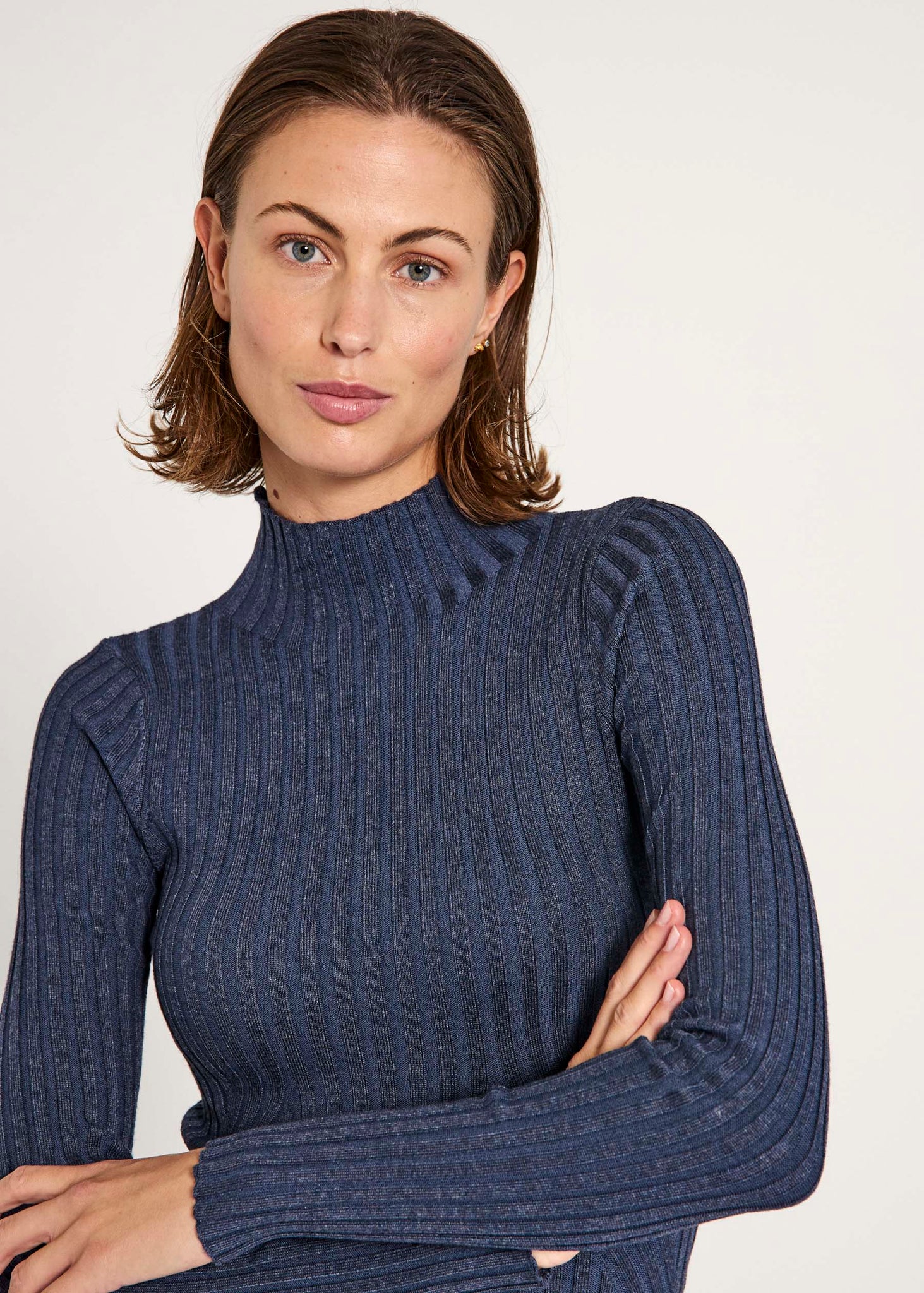 Karlina o neck top in dark blue melange