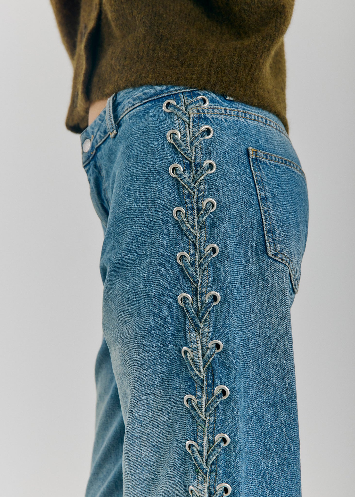 Kenzie straight lace jeans in medium blue denim