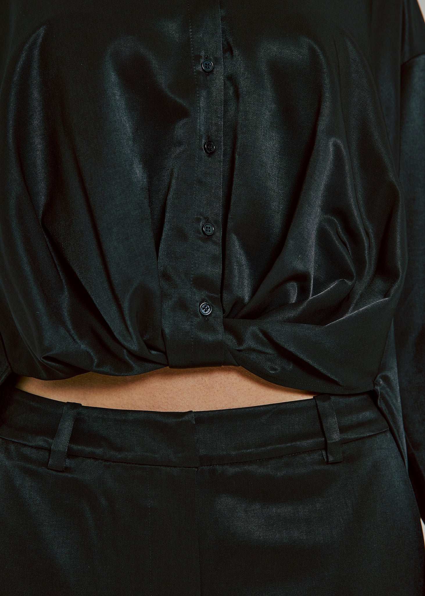 Talua pants in black