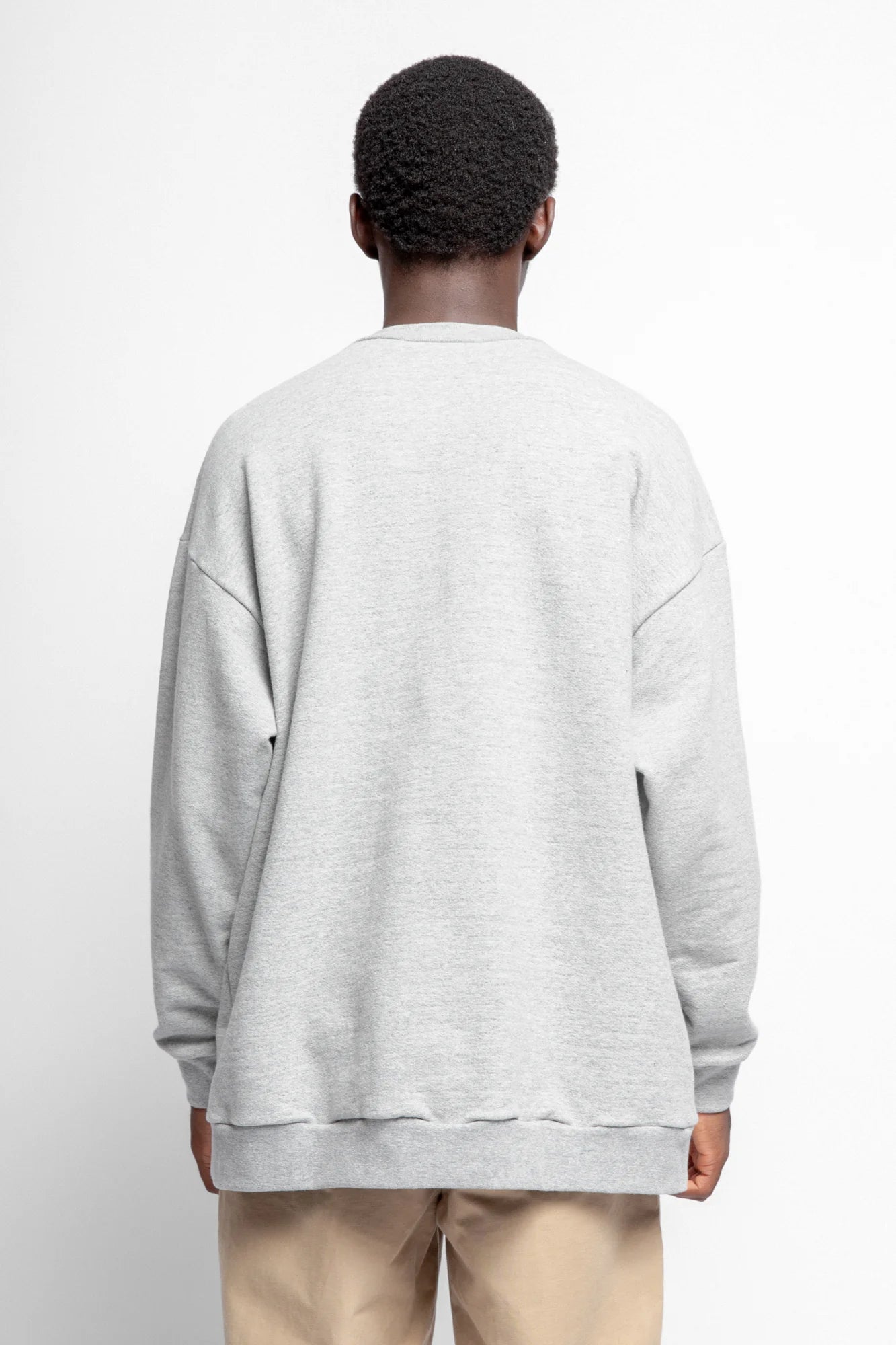Unisex classic sweatshirt in heather grey