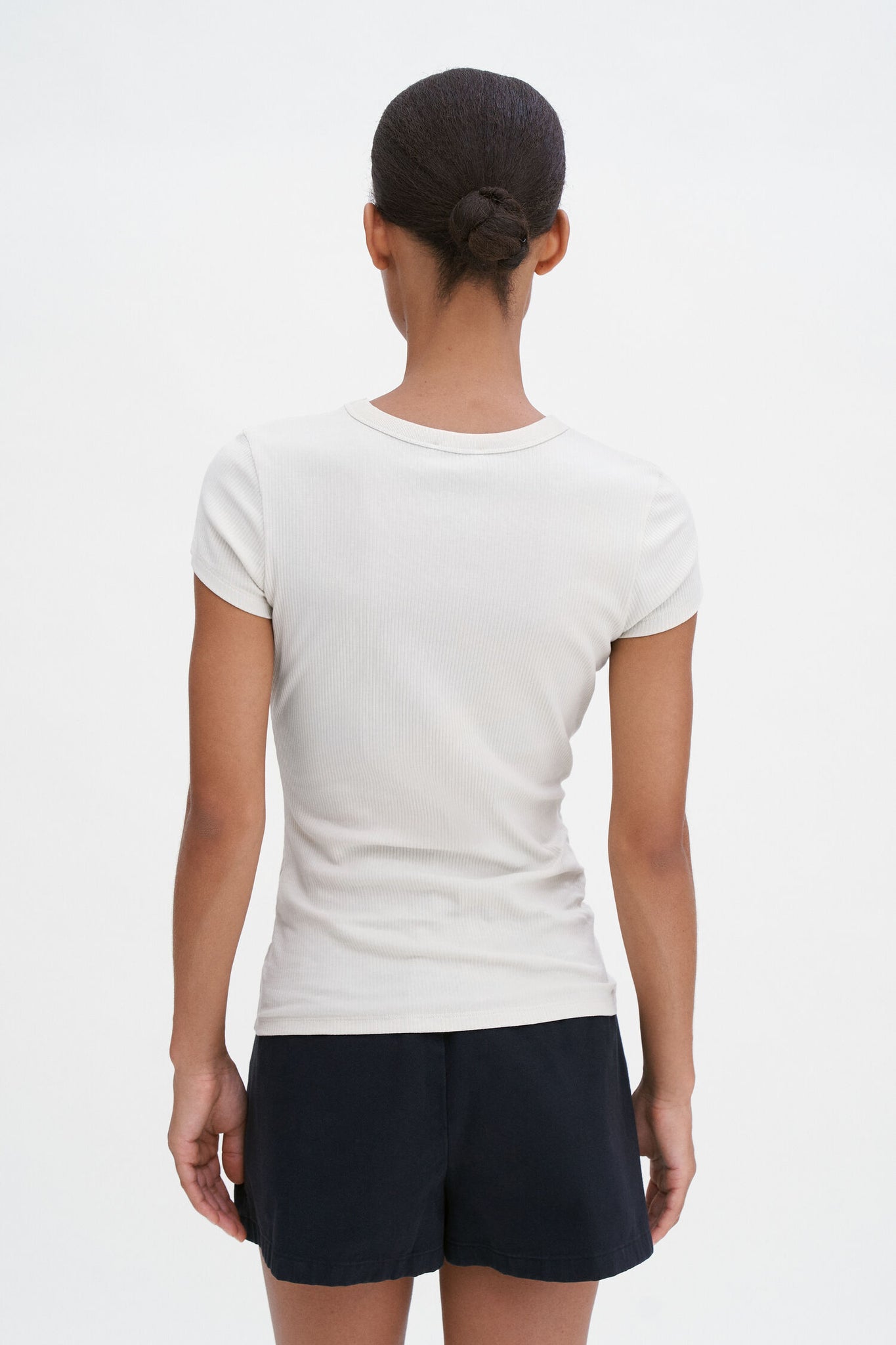 Fine rib tee in dusty beige by Filippa K