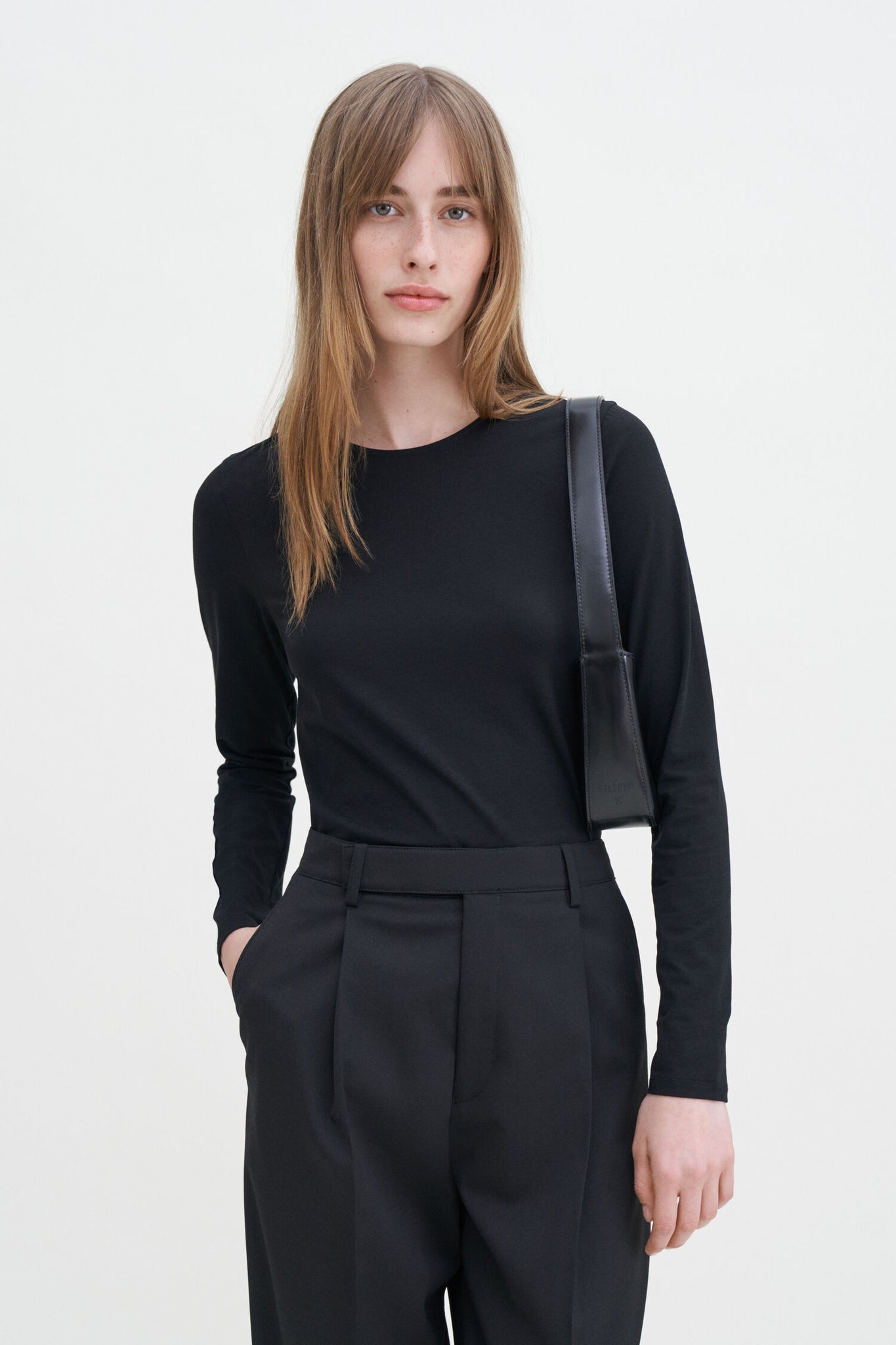 Cotton stretch longsleeve in black by Filippa K