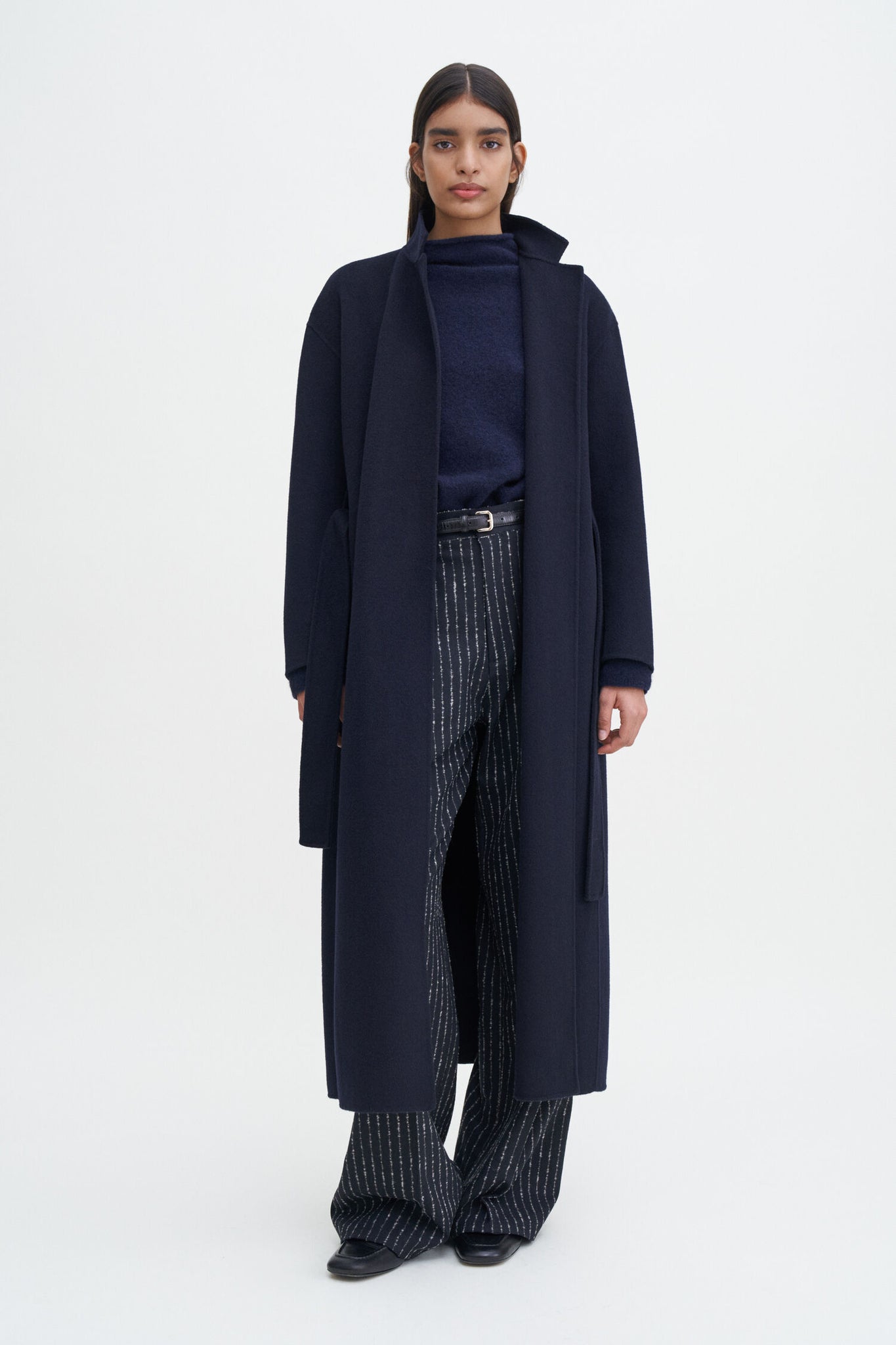 Alexa coat in dark blue by Filippa K