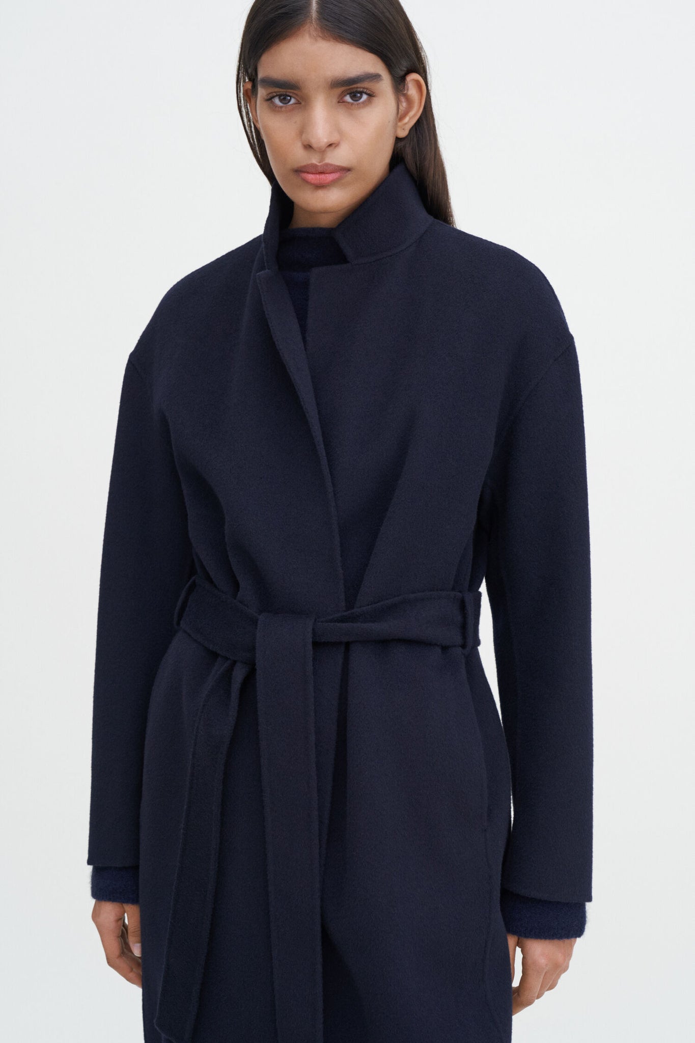 Alexa coat in dark blue by Filippa K