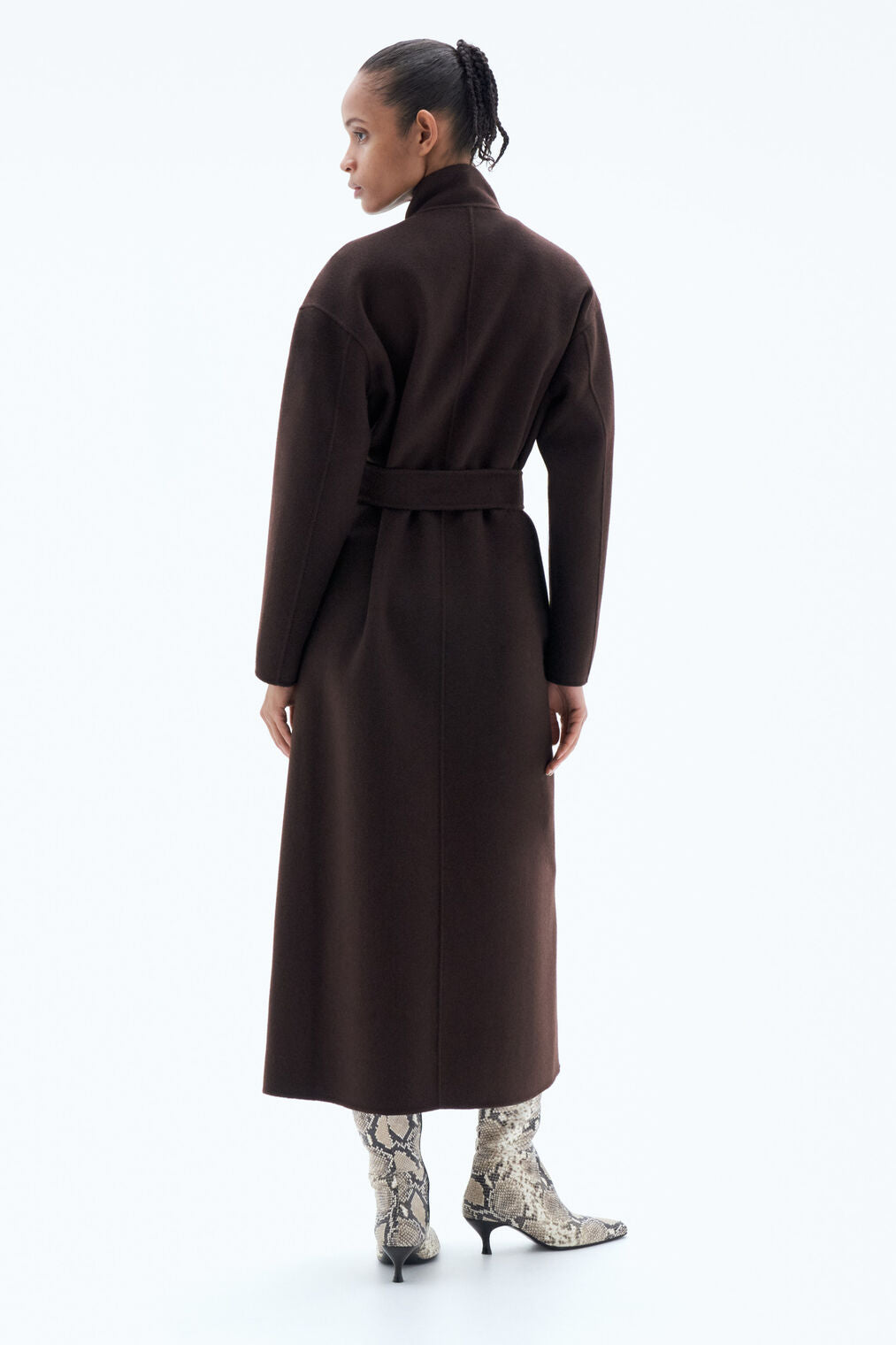 Alexa wool coat in dark chocolate by Filippa K