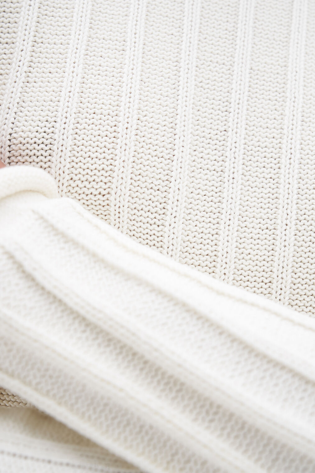 Rib knit dress in vanilla