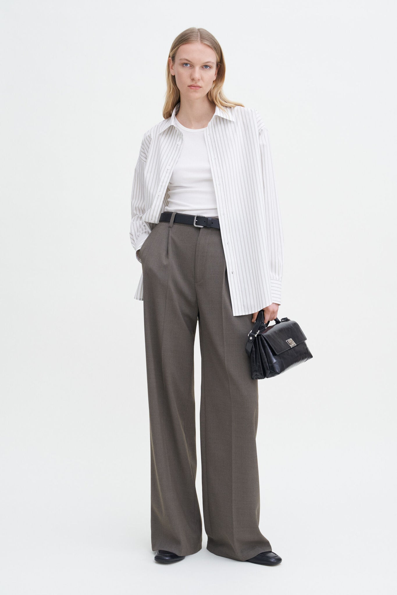 Darcey wool trousers in driftwood by Filippa K