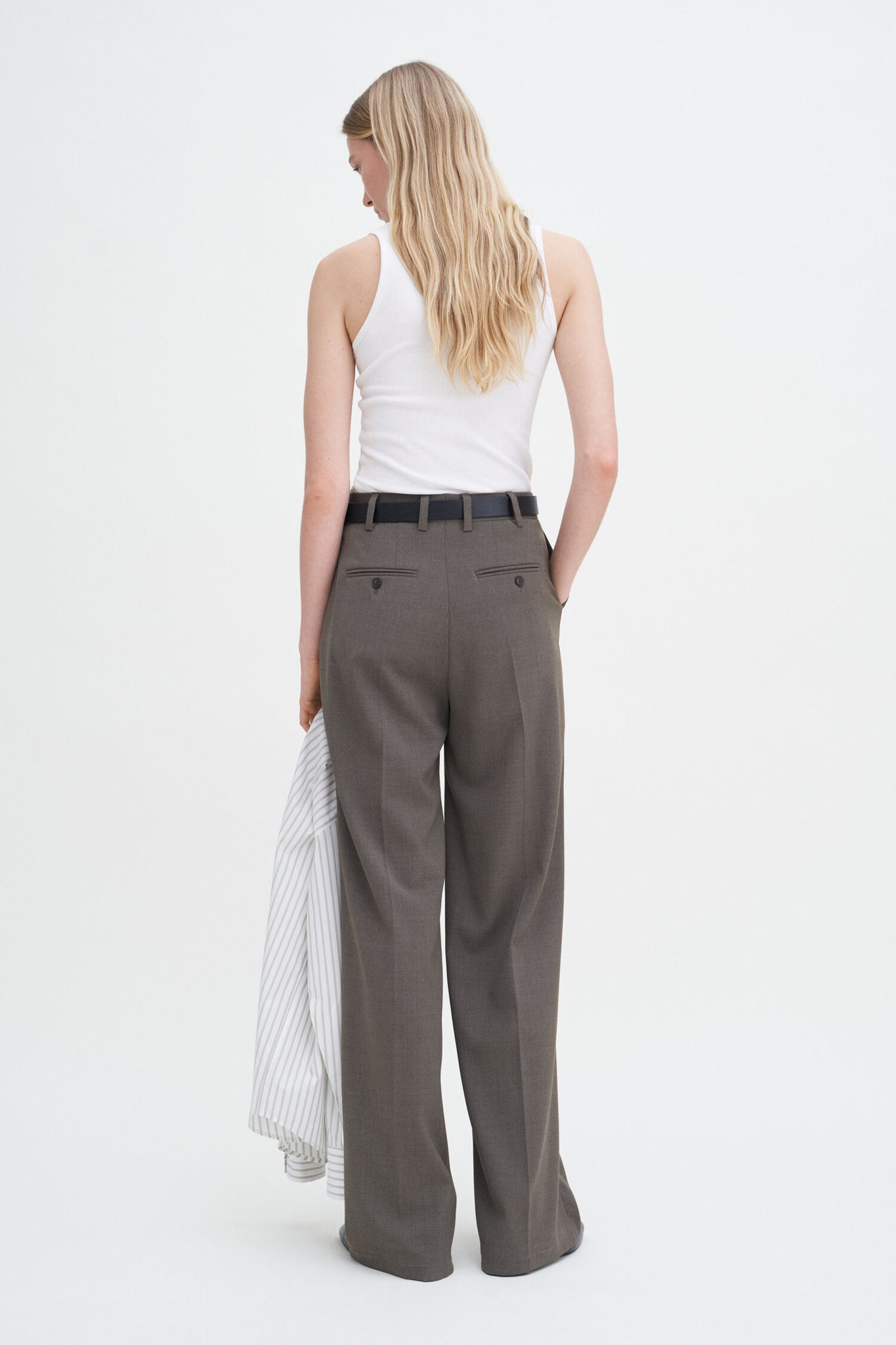 Darcey wool trousers in driftwood by Filippa K