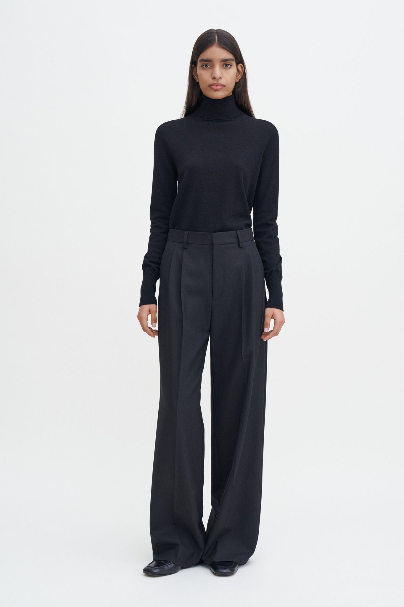 Darcey wool trousers in black by Filippa K