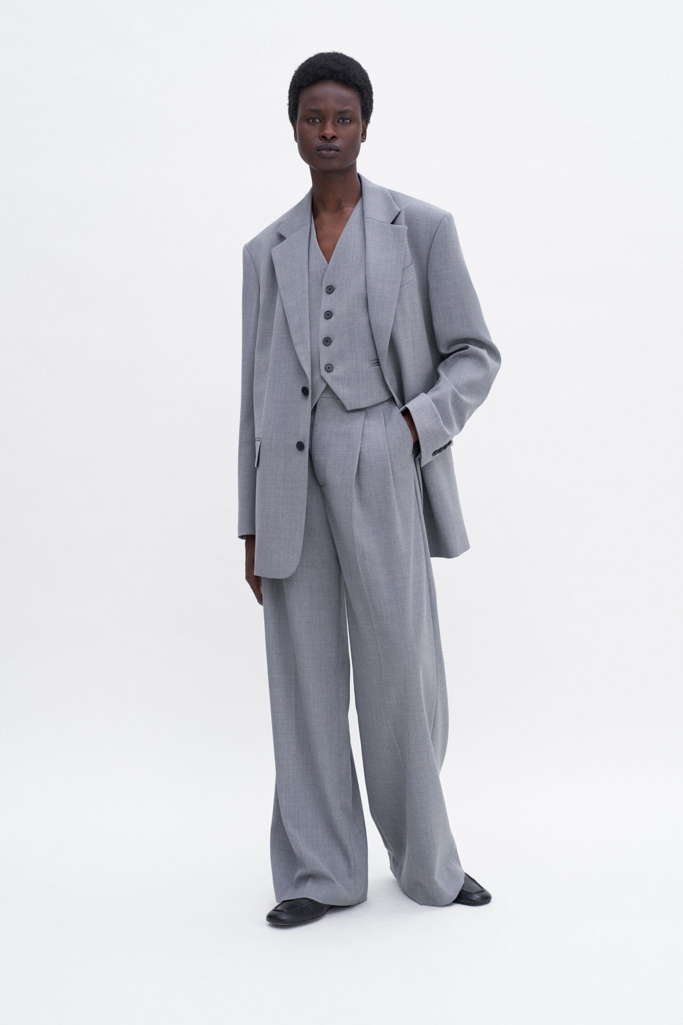 Darcey wool trousers in light grey by Filippa K