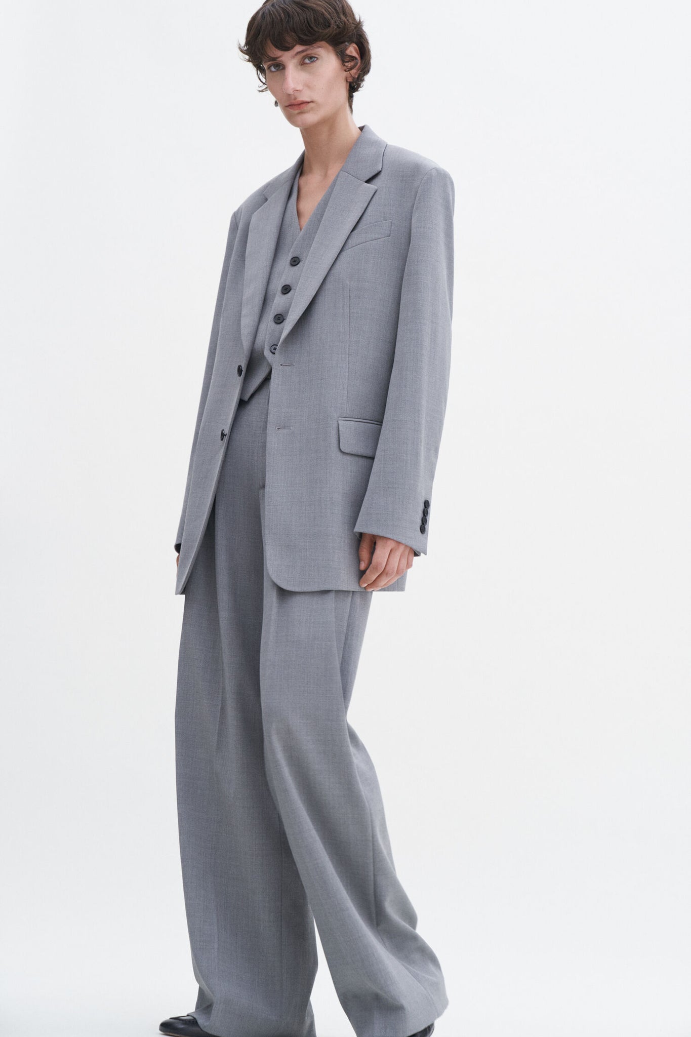 Davina blazer in light grey by filippa k