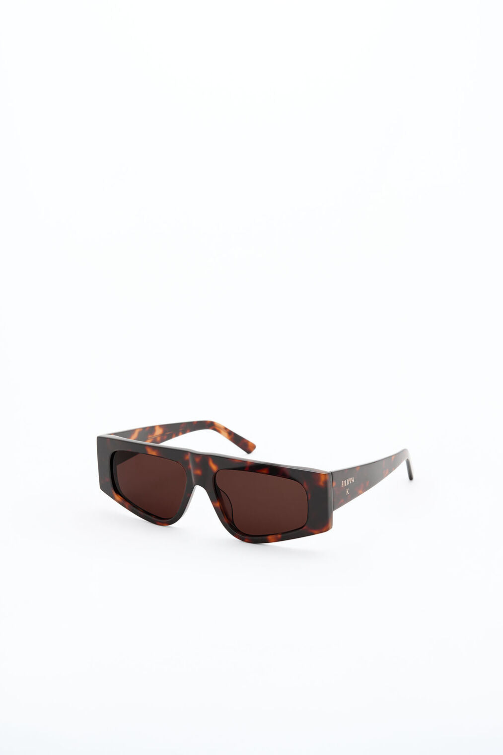 Angled Acetate sunglasses in tortoise