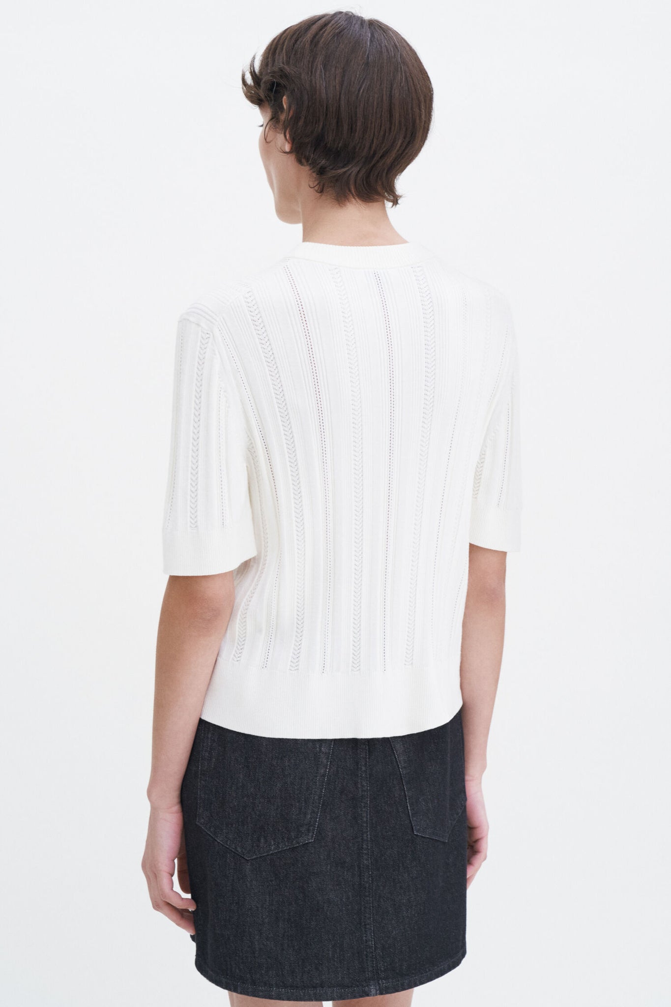 Braid knit t-shirt in pearl white by Filippa K