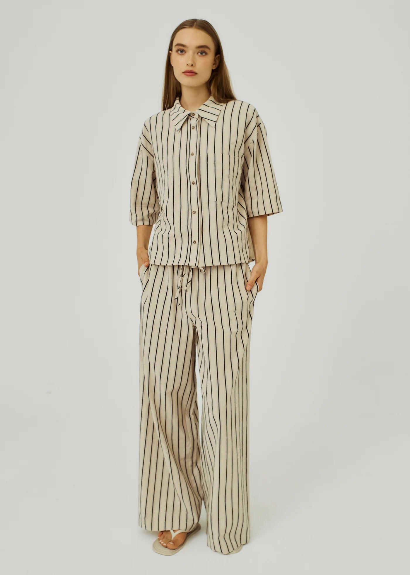Arka pants in black stripe
