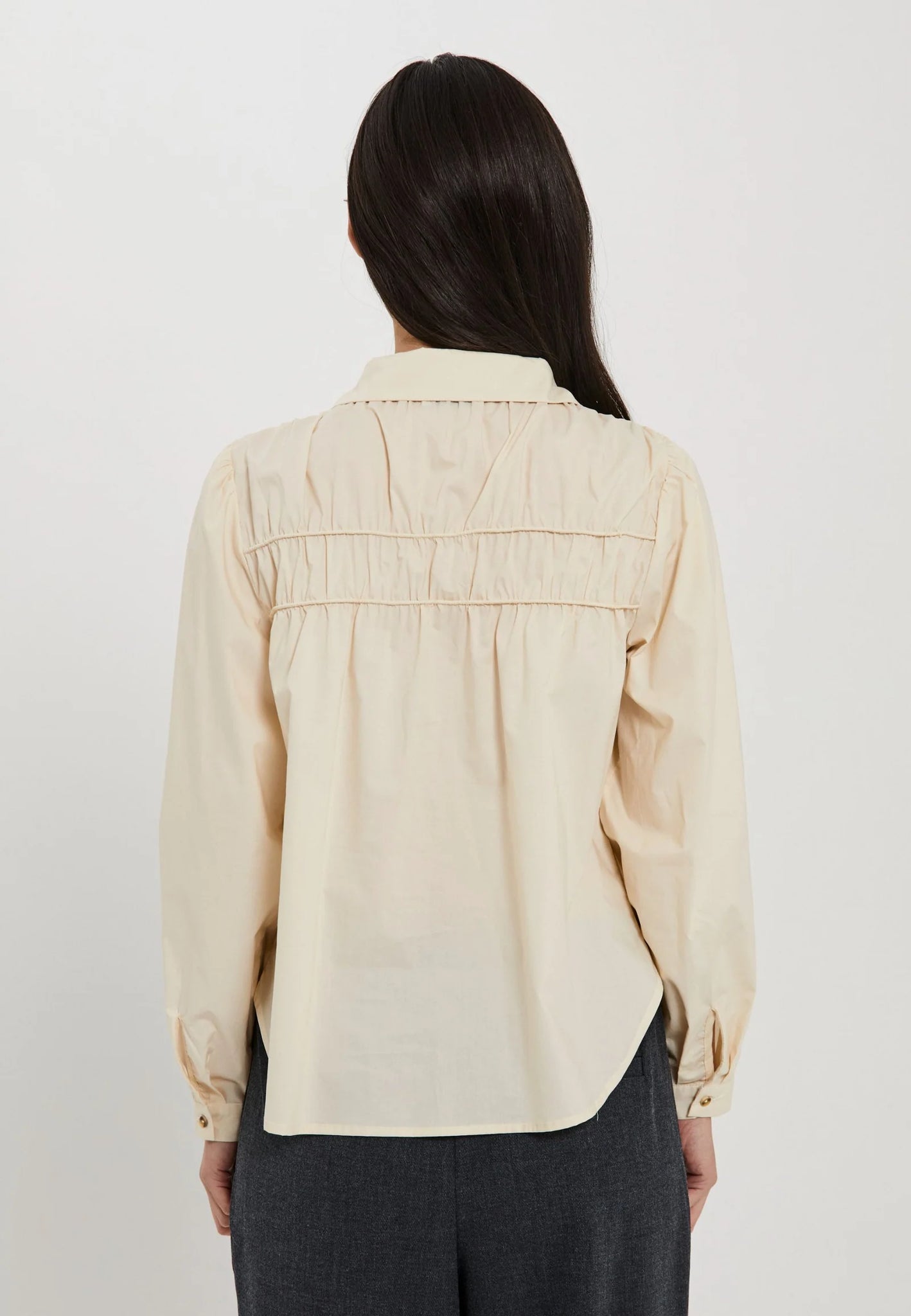 Cest shirt in light cream