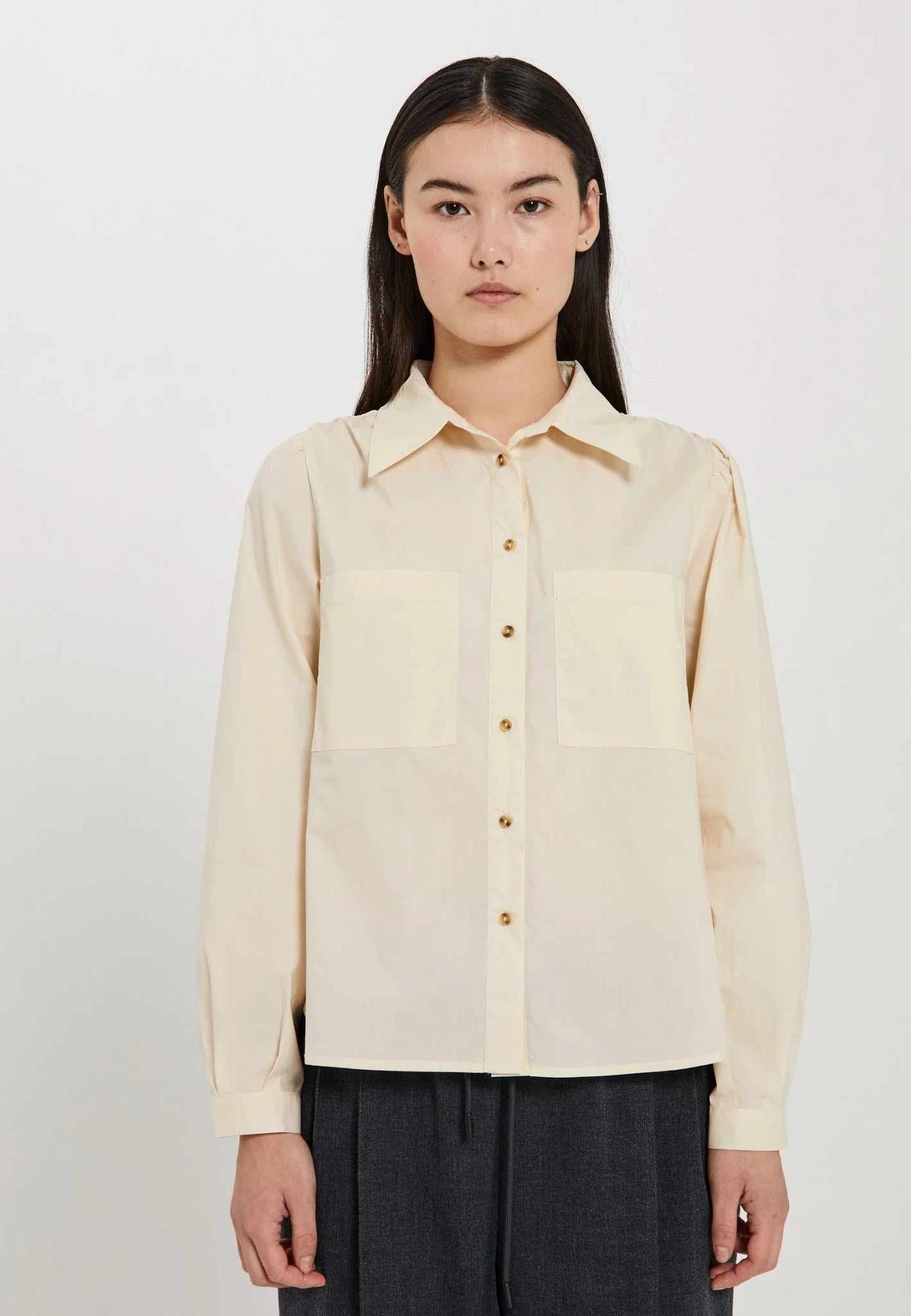Cest shirt in light cream