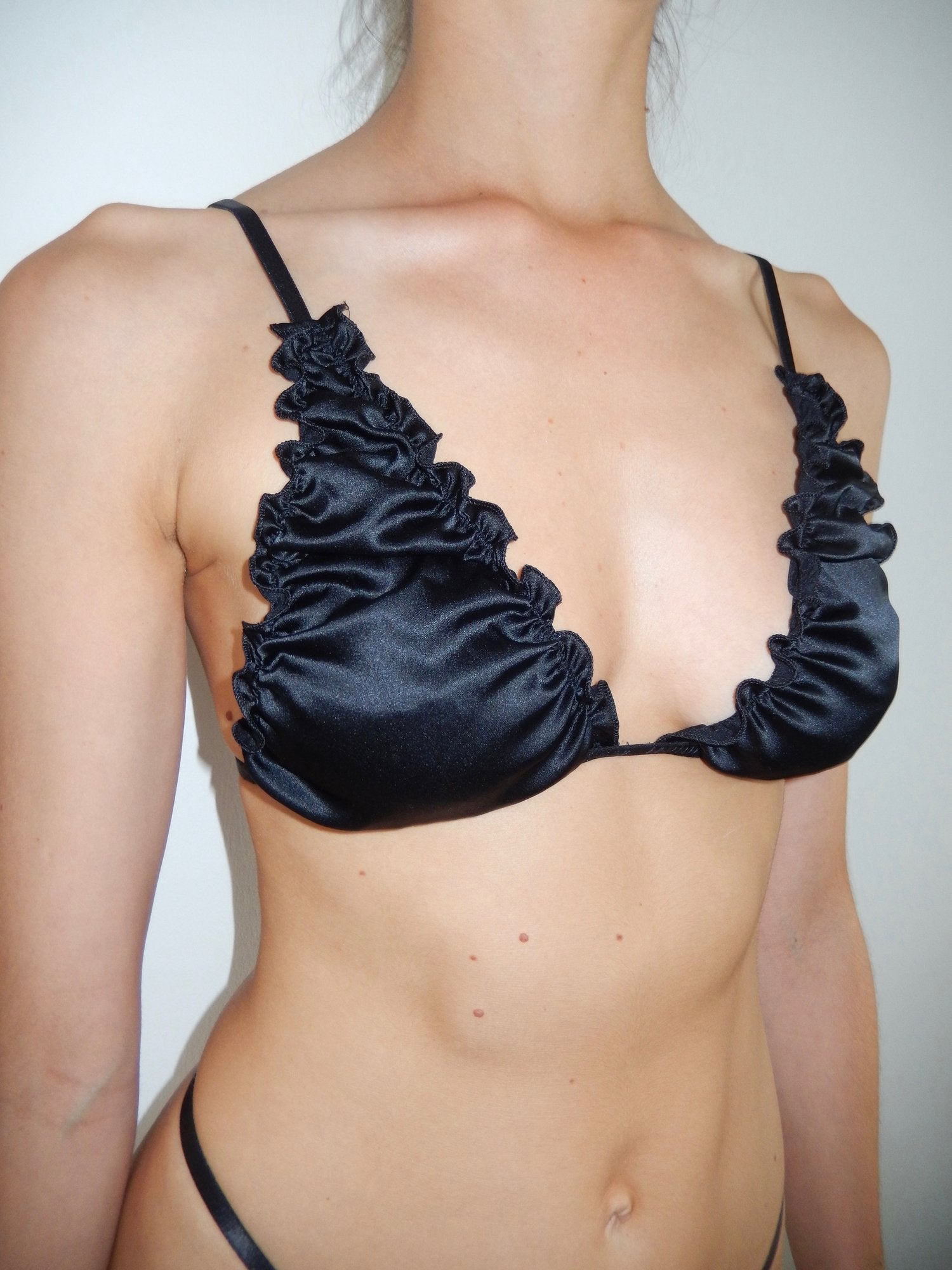 Petit nuage bra in black by Du Ciel