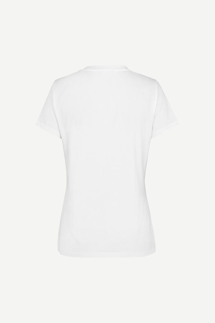 Basic crew neck shirt in white