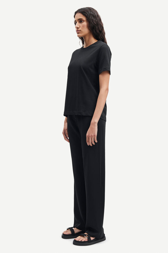 Boxy cotton t-shirt in black