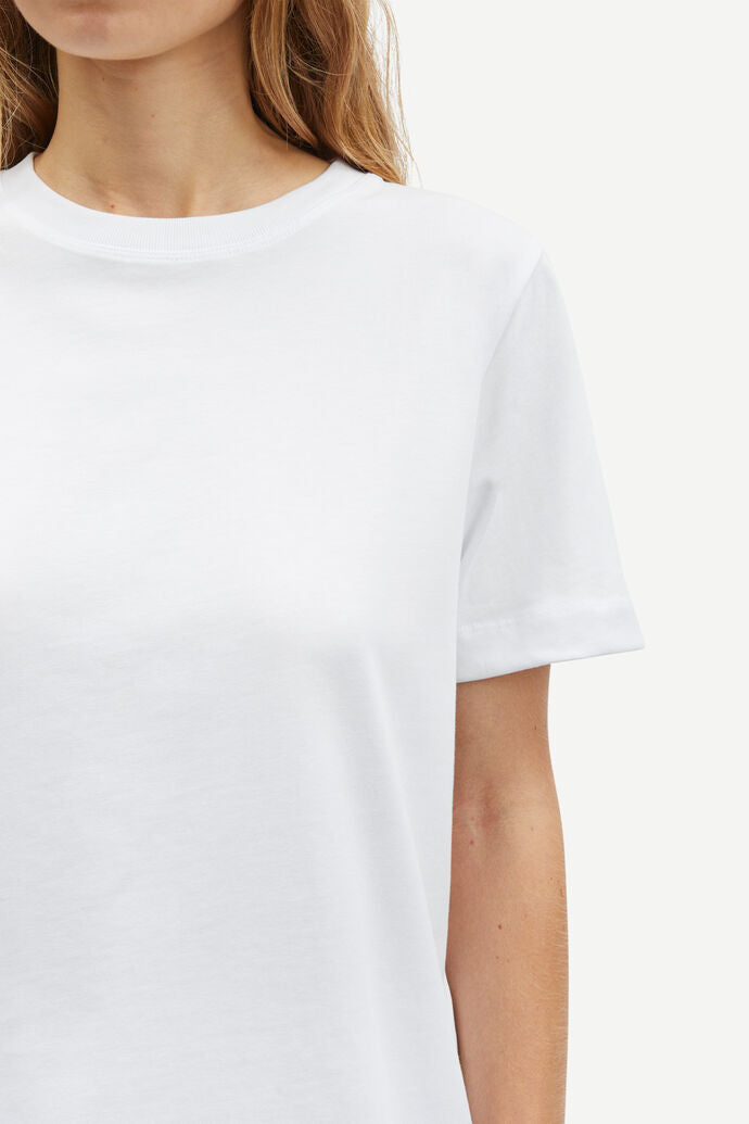 Boxy cotton t-shirt in white