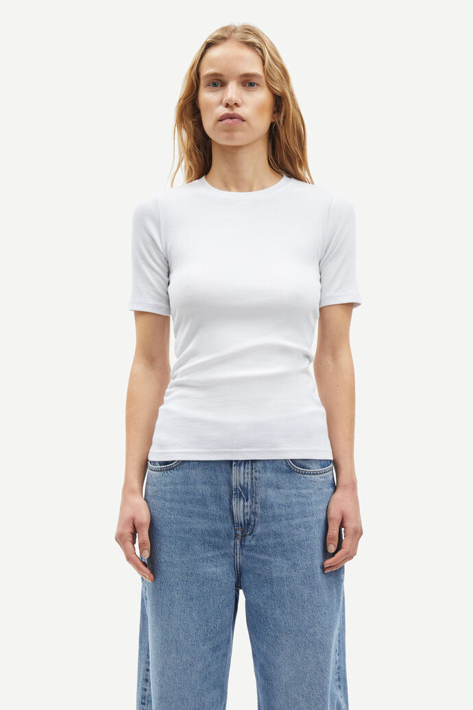 Short sleeved t-shirt in white