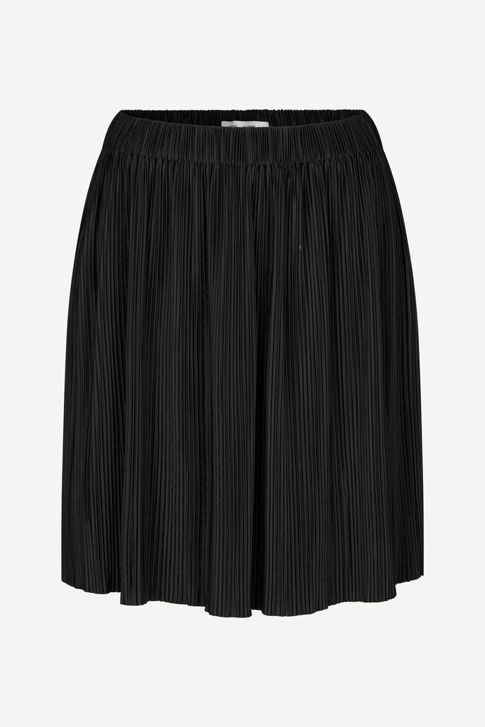 Uma pleated skirt in black