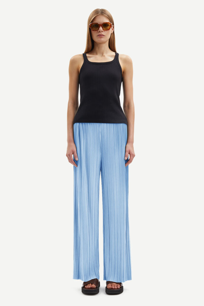 Pleated trousers in blue heron