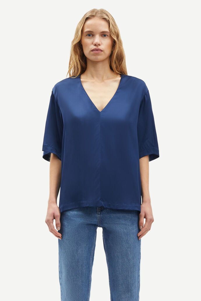 Samelina top in pageant blue