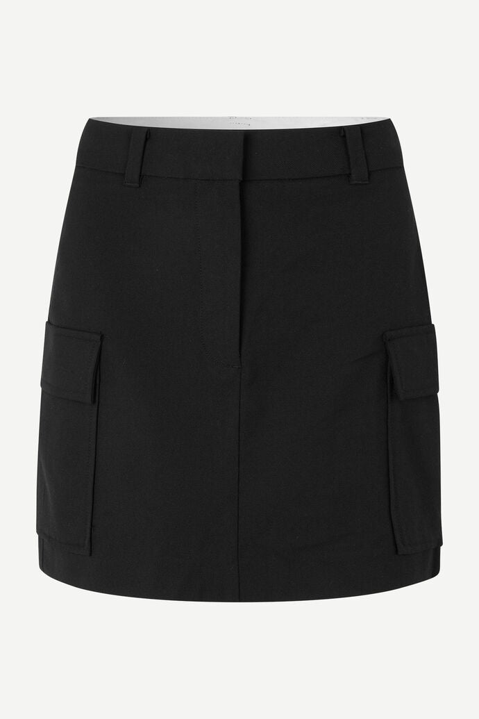 Samaj skirt in black