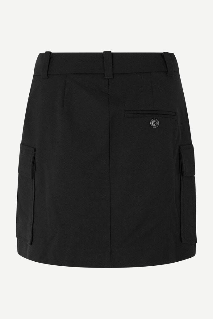 Samaj skirt in black