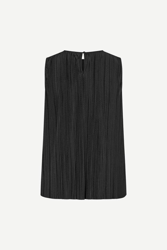 Pleated top in black