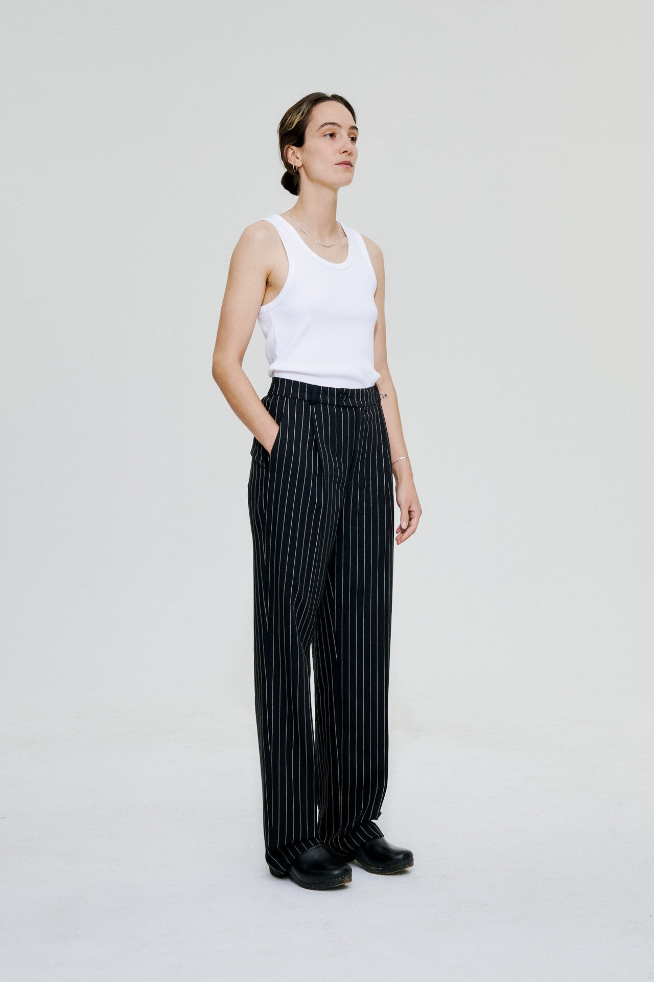 Gewand pants in pinstripe by goutez