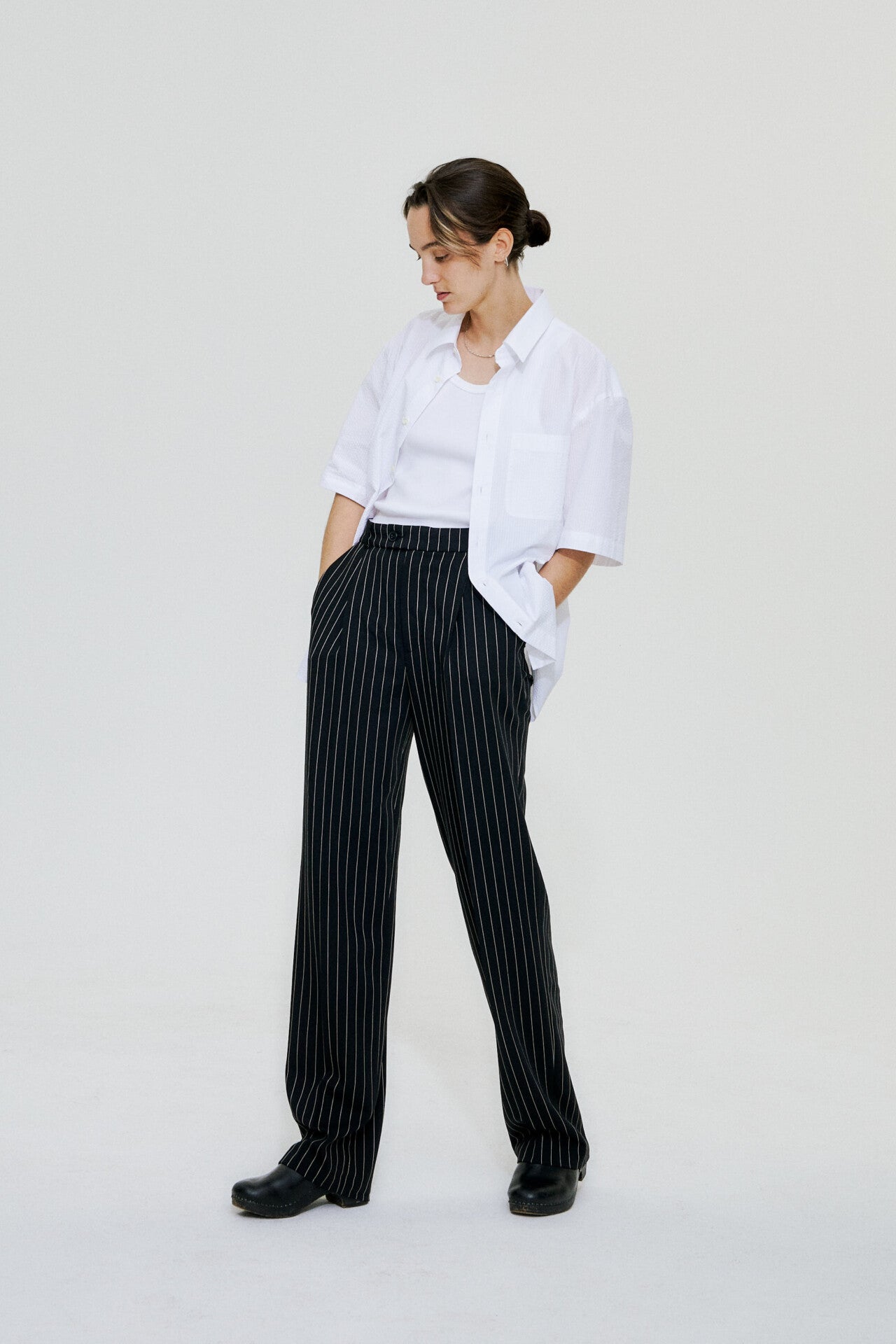 Gewand pants in pinstripe by goutez