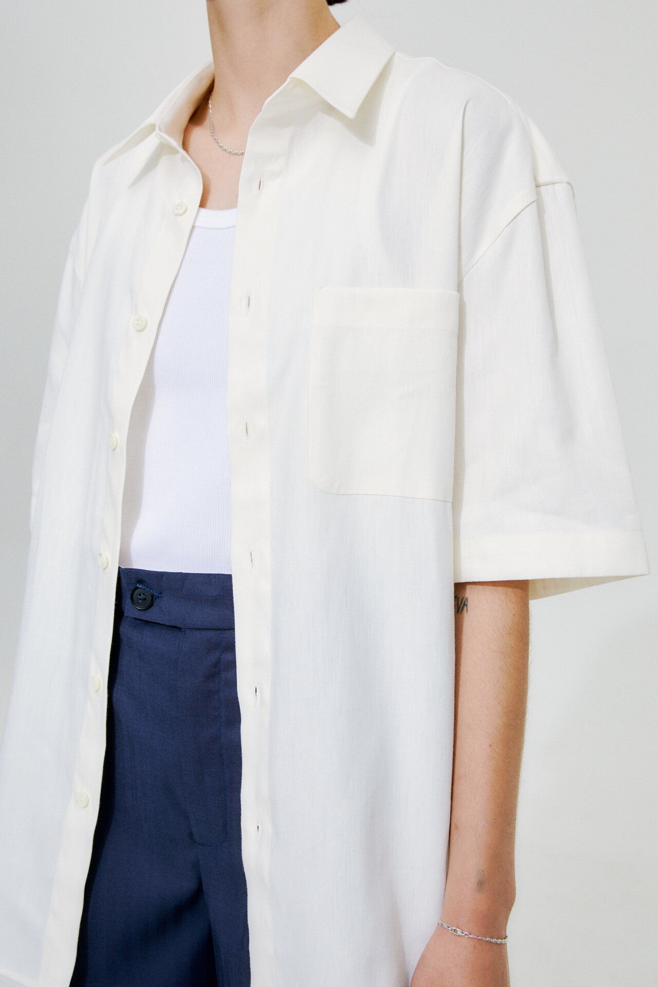 Ode shirt in ivory by goutez