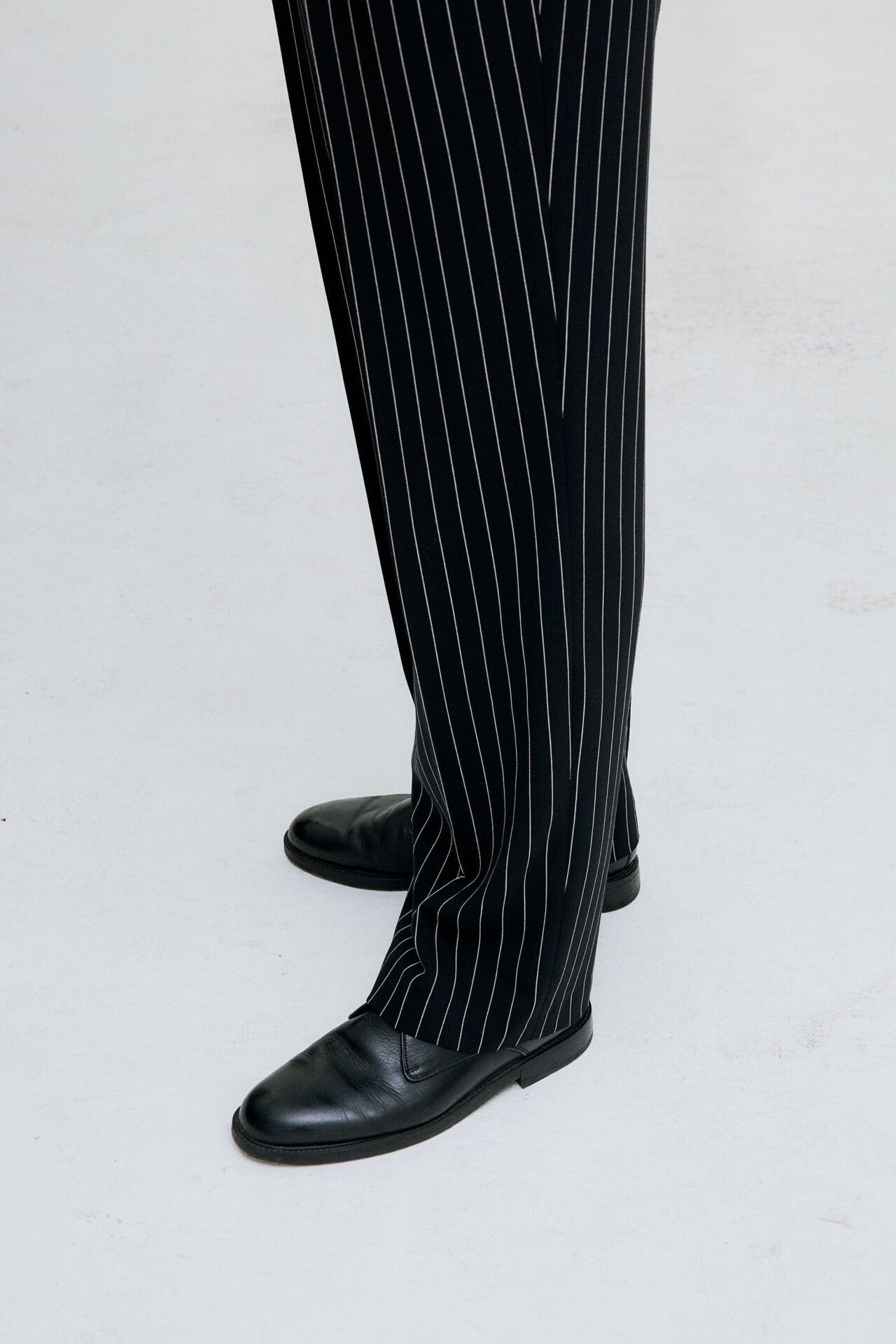 Gewand pants in pinstripe by goutez