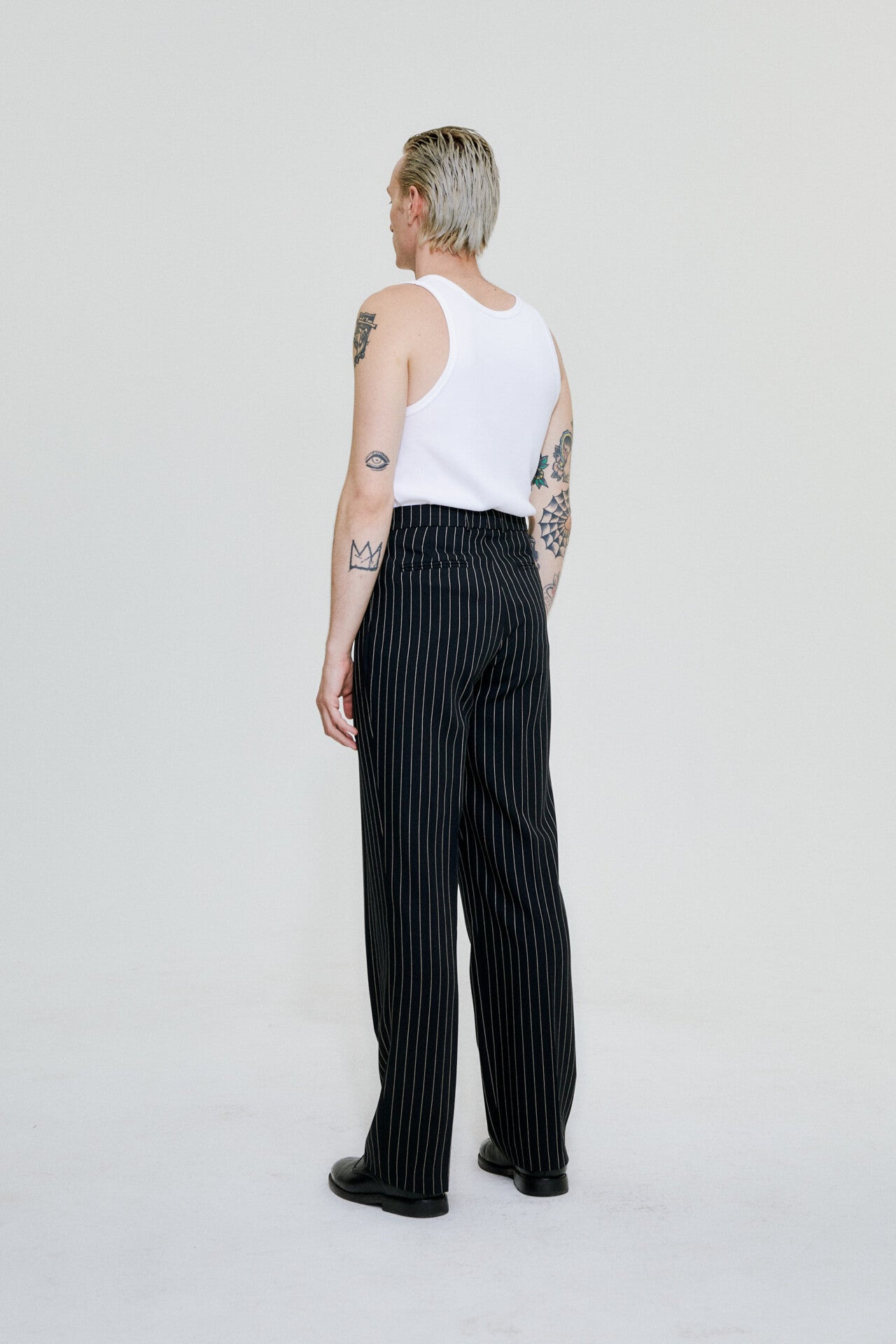 Gewand pants in pinstripe by goutez