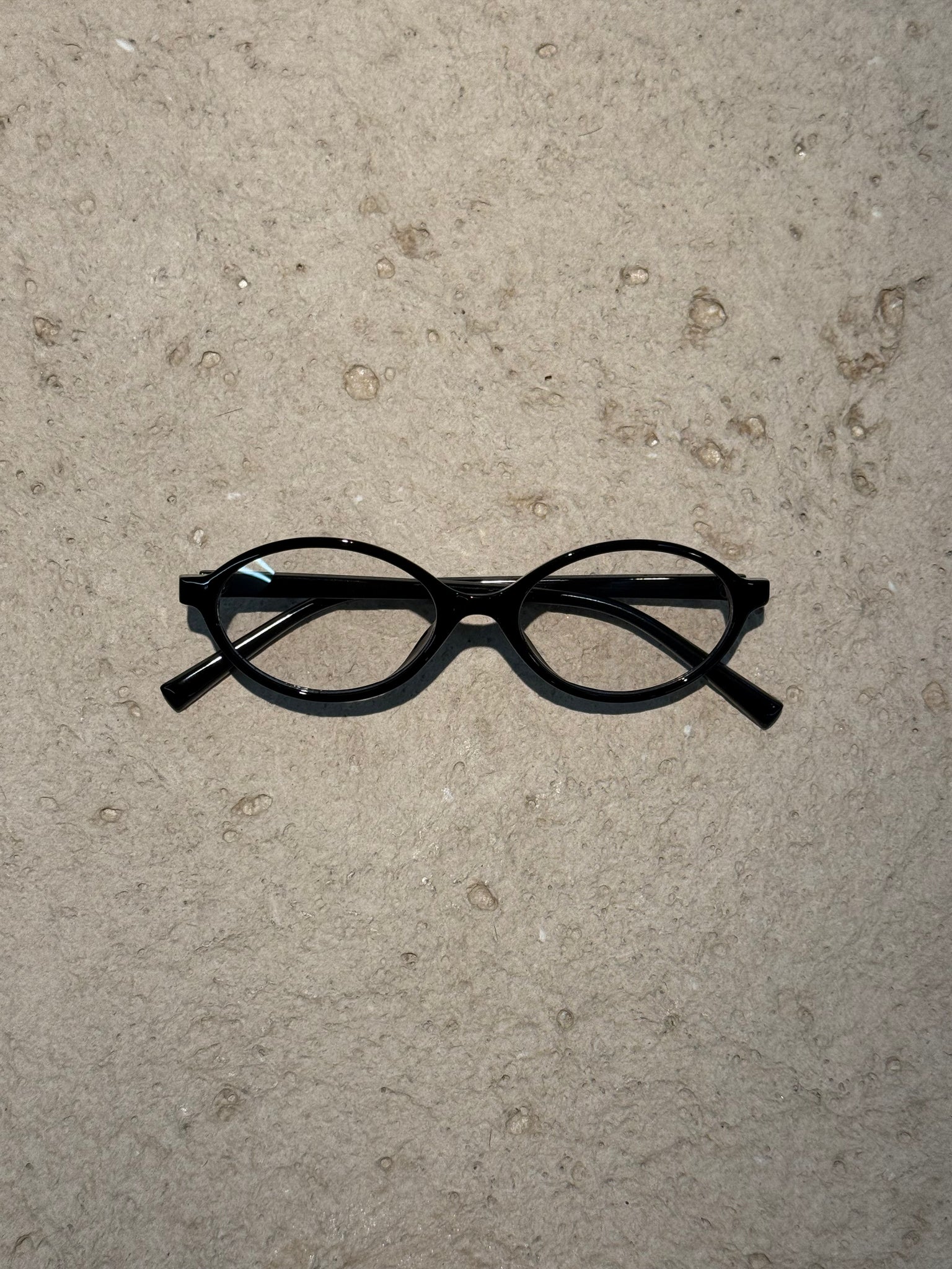 Trinity glasses in black