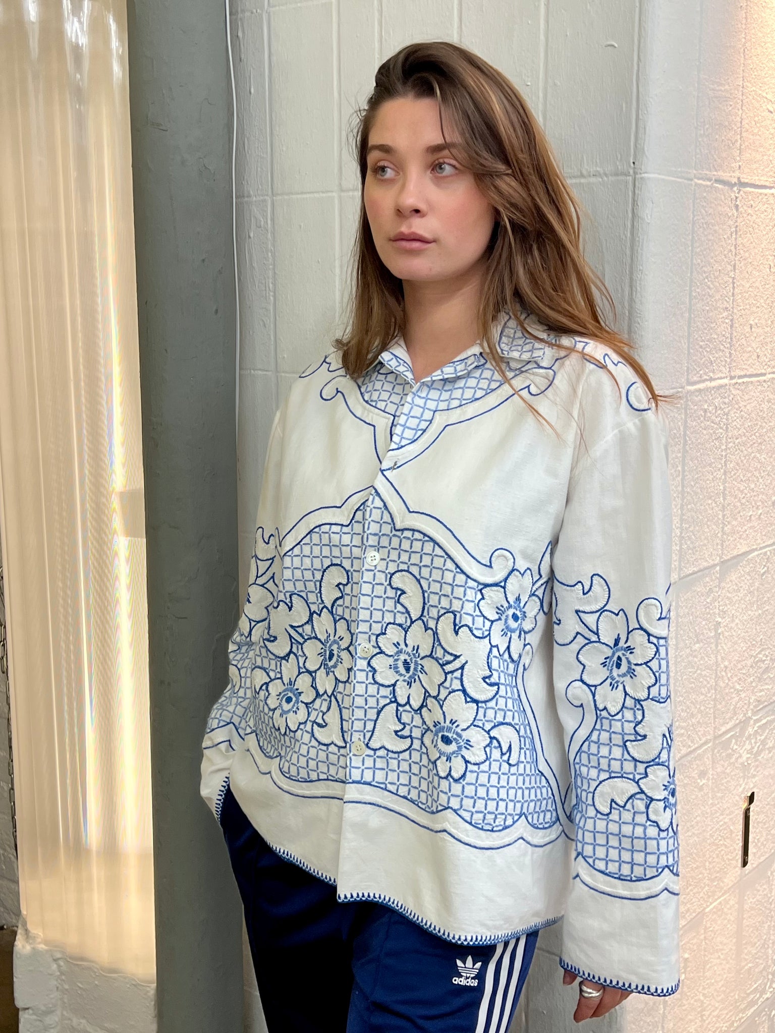 Aurora blouse in white with blue embroidery by shop toni