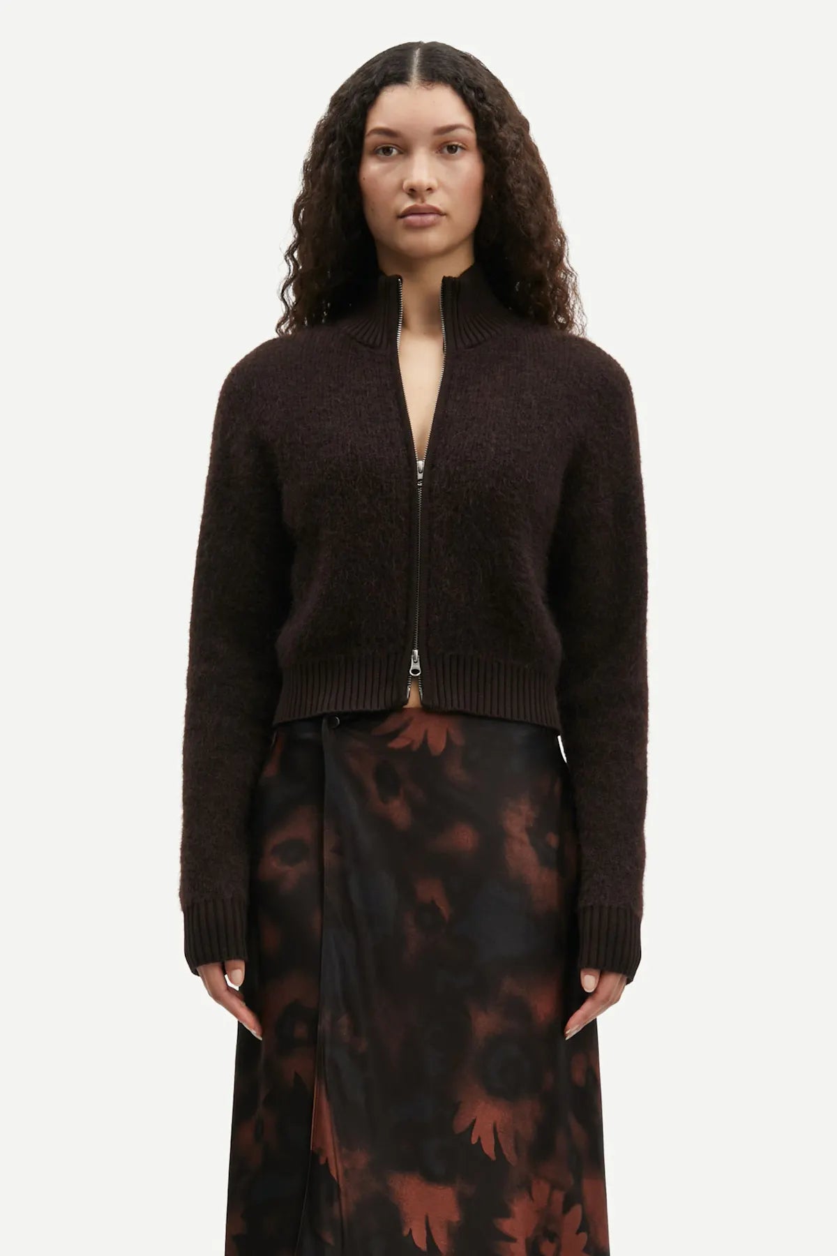 Jeanne cardigan in chocolate