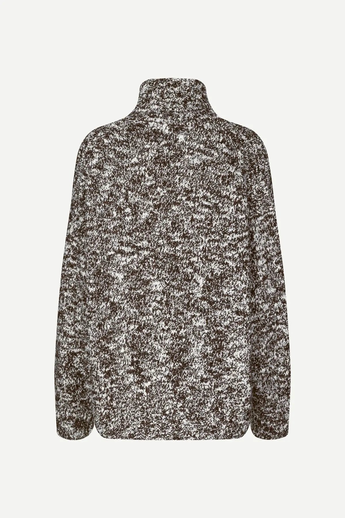 Sajuliana turtleneck in chocolate mel.