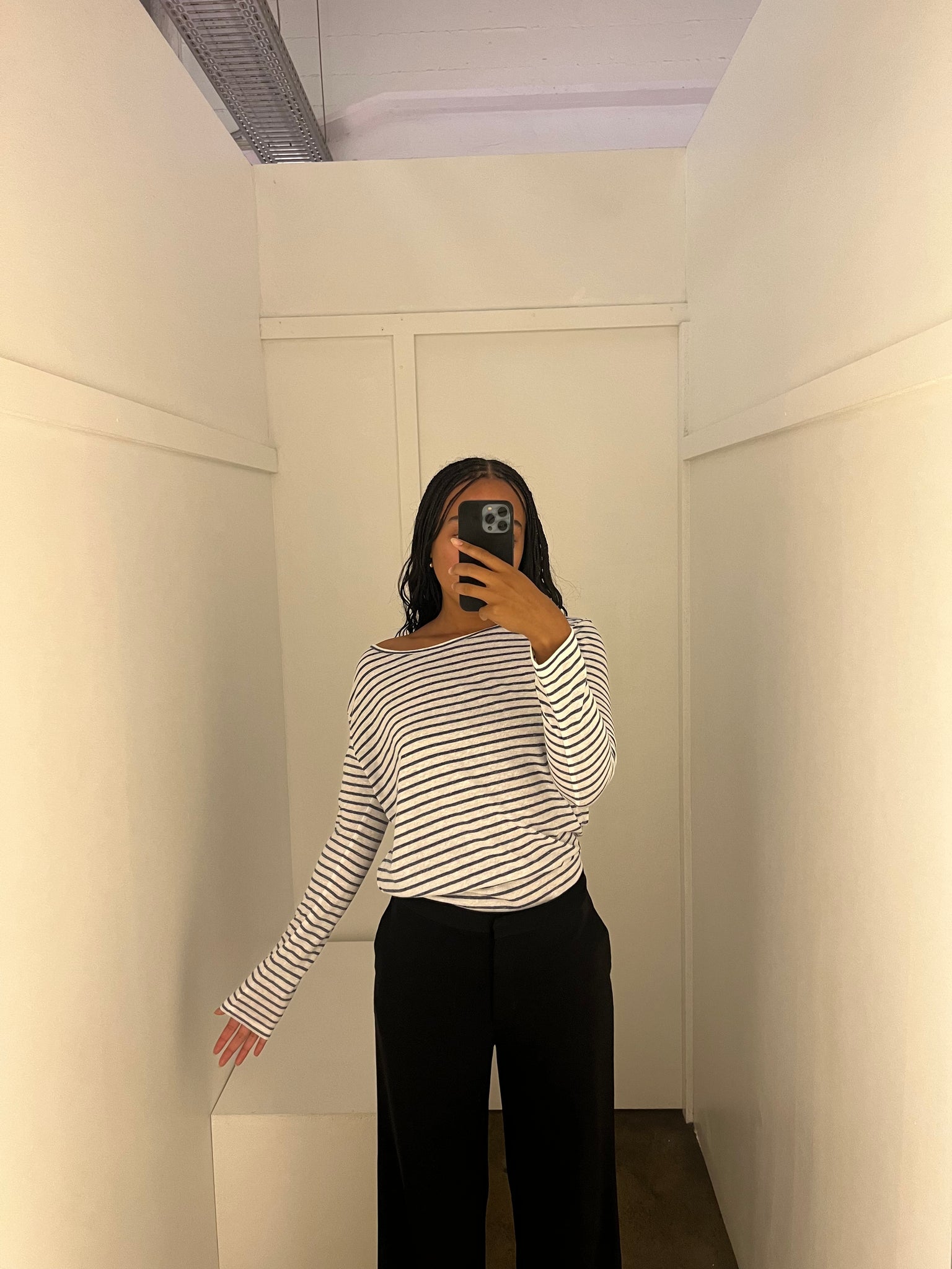 Striped longsleeve in white with blue stipes