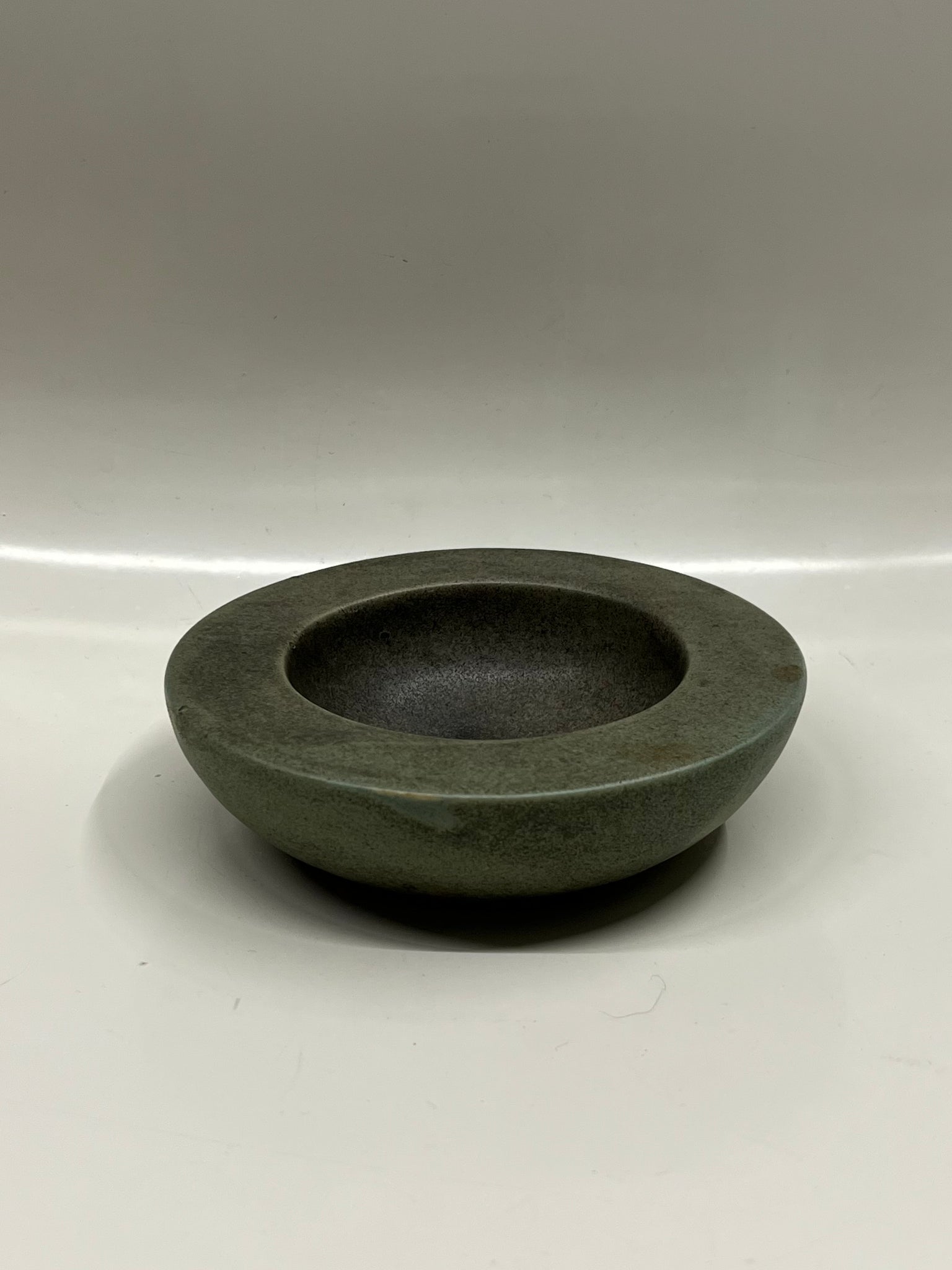 Massive bowl small in green marbled by Hap Ceramics